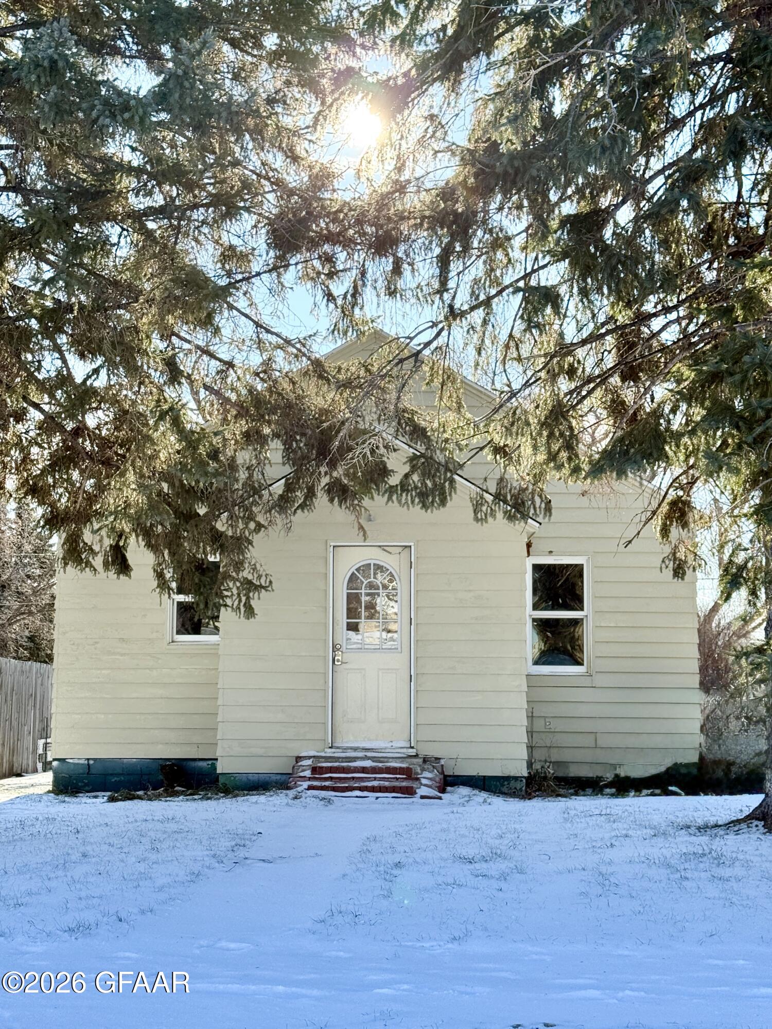 main property photo 0
