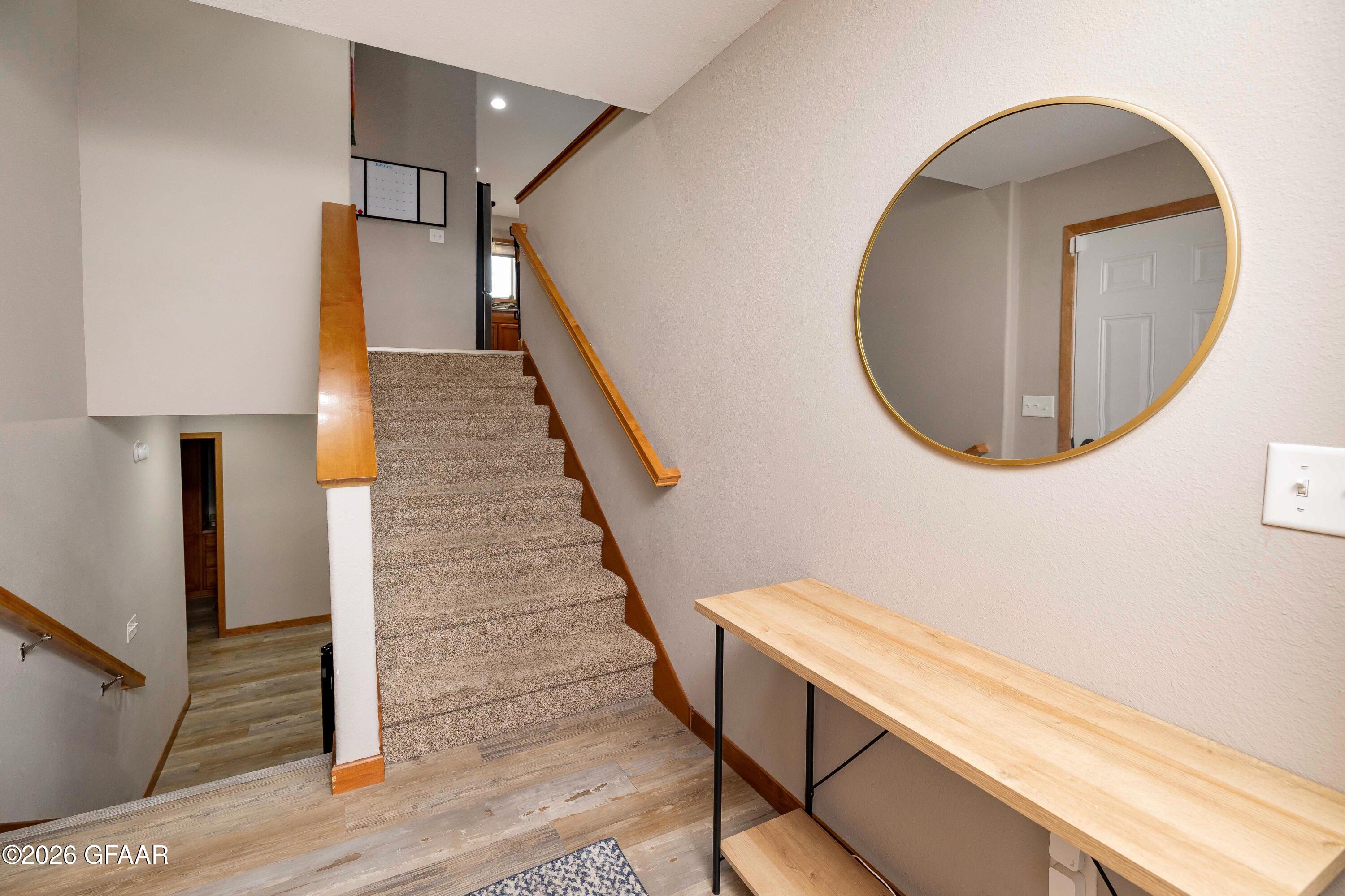 property viewer photo 1
