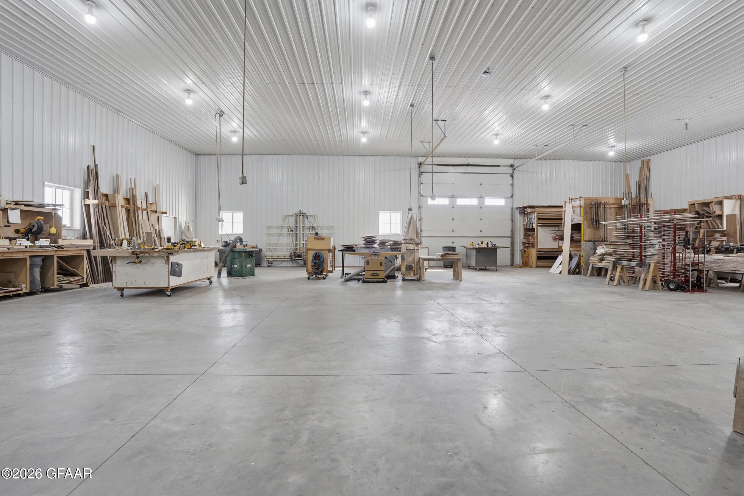 main property photo 45