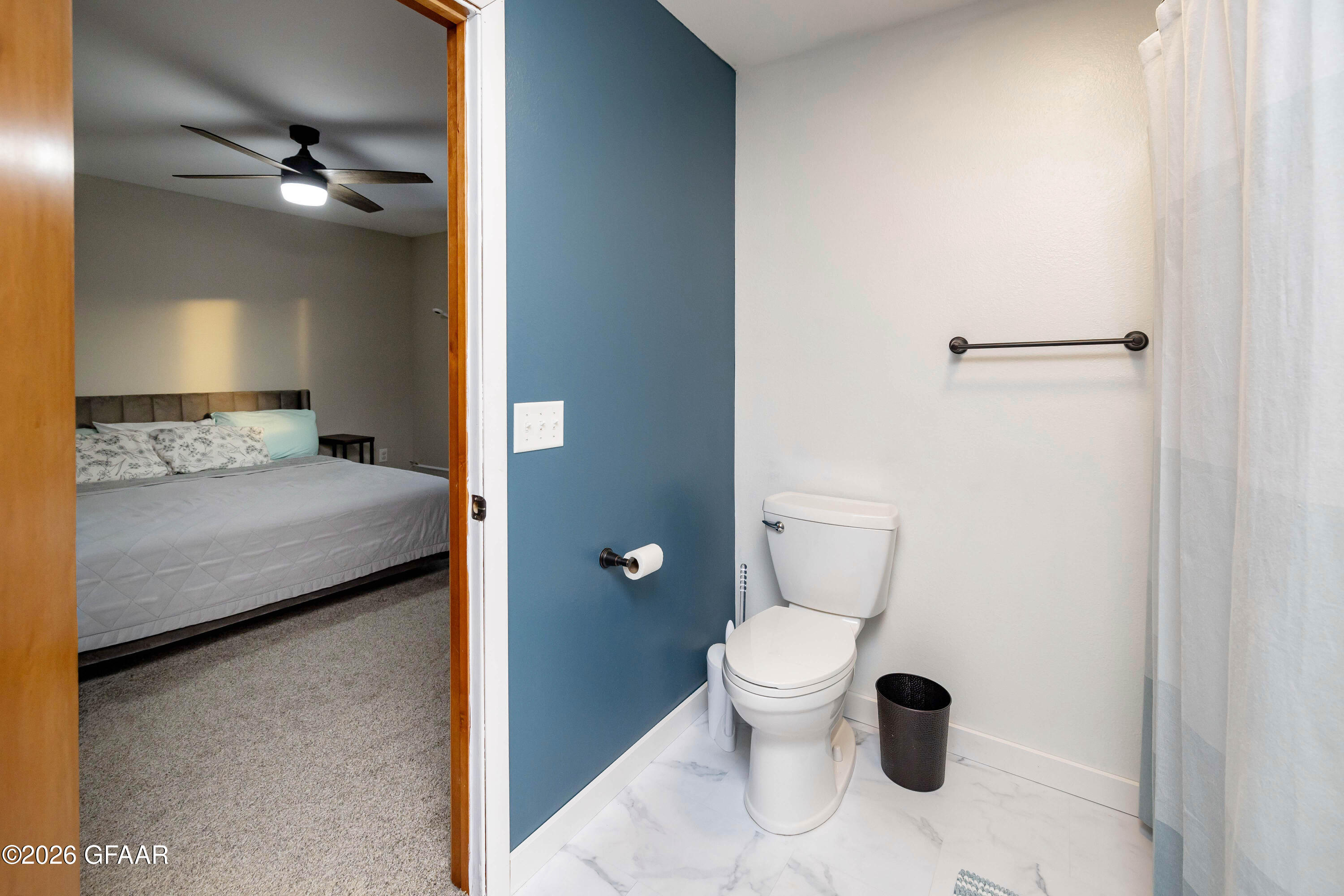 property viewer photo 15