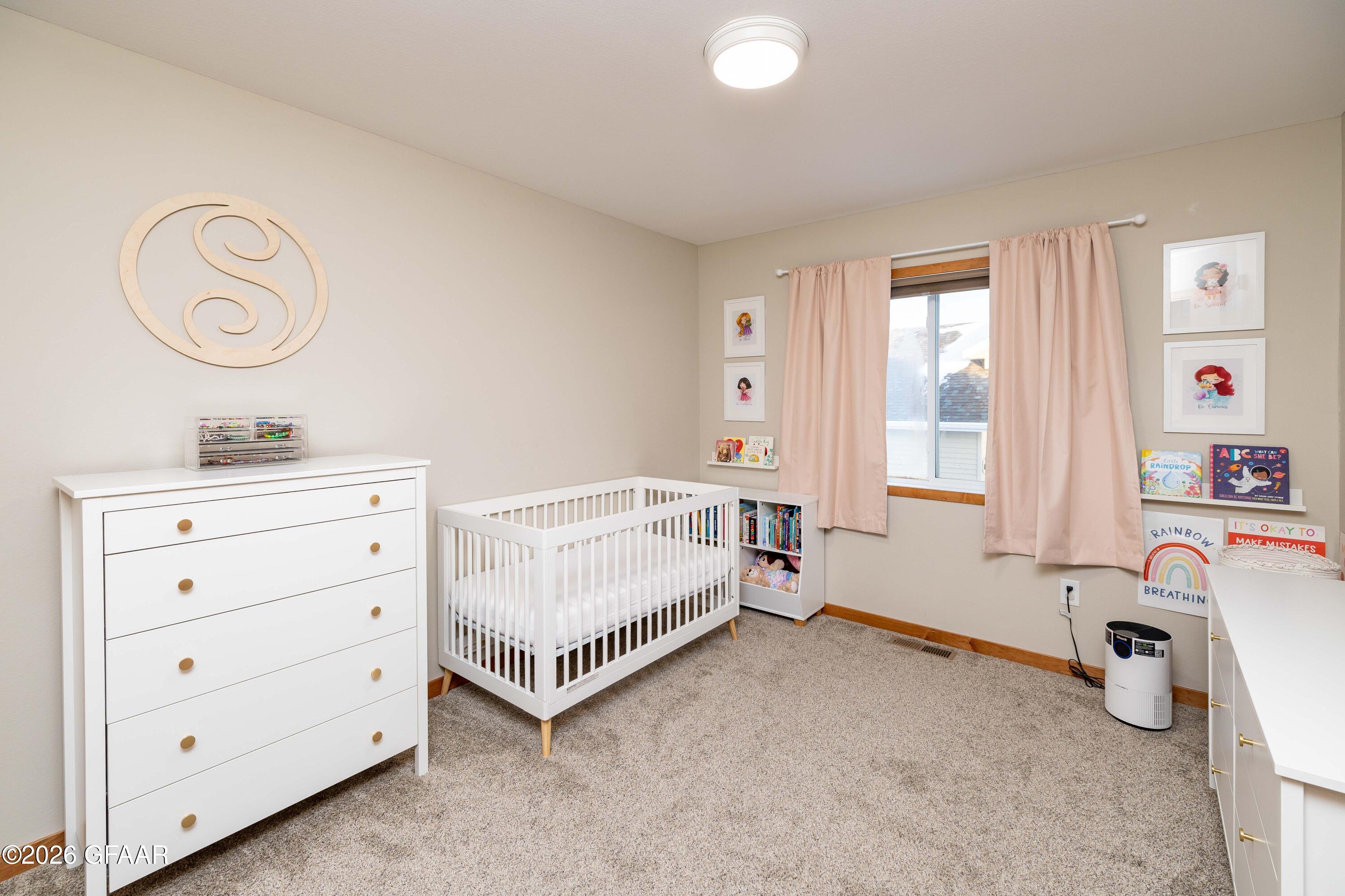 property viewer photo 16