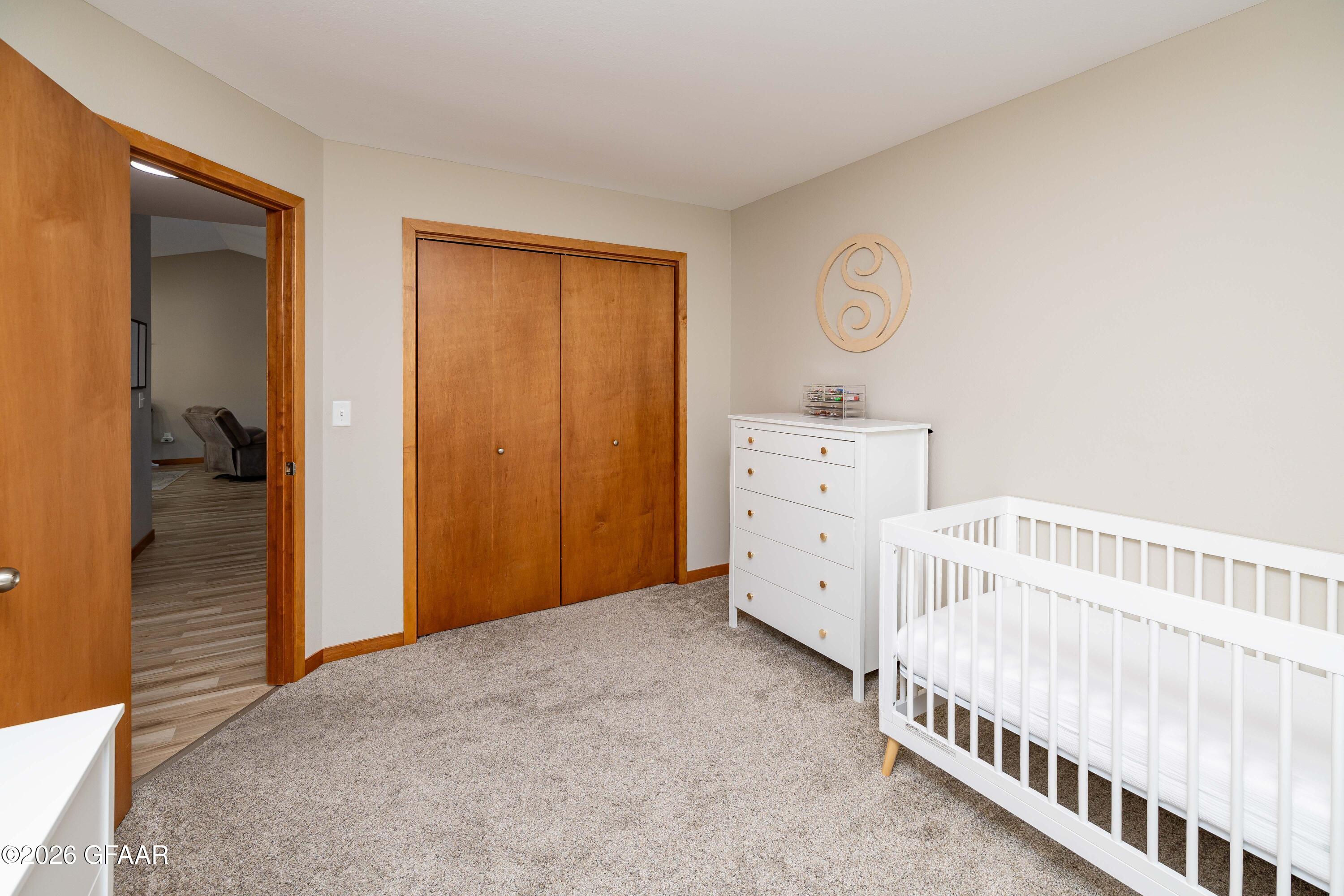property viewer photo 17