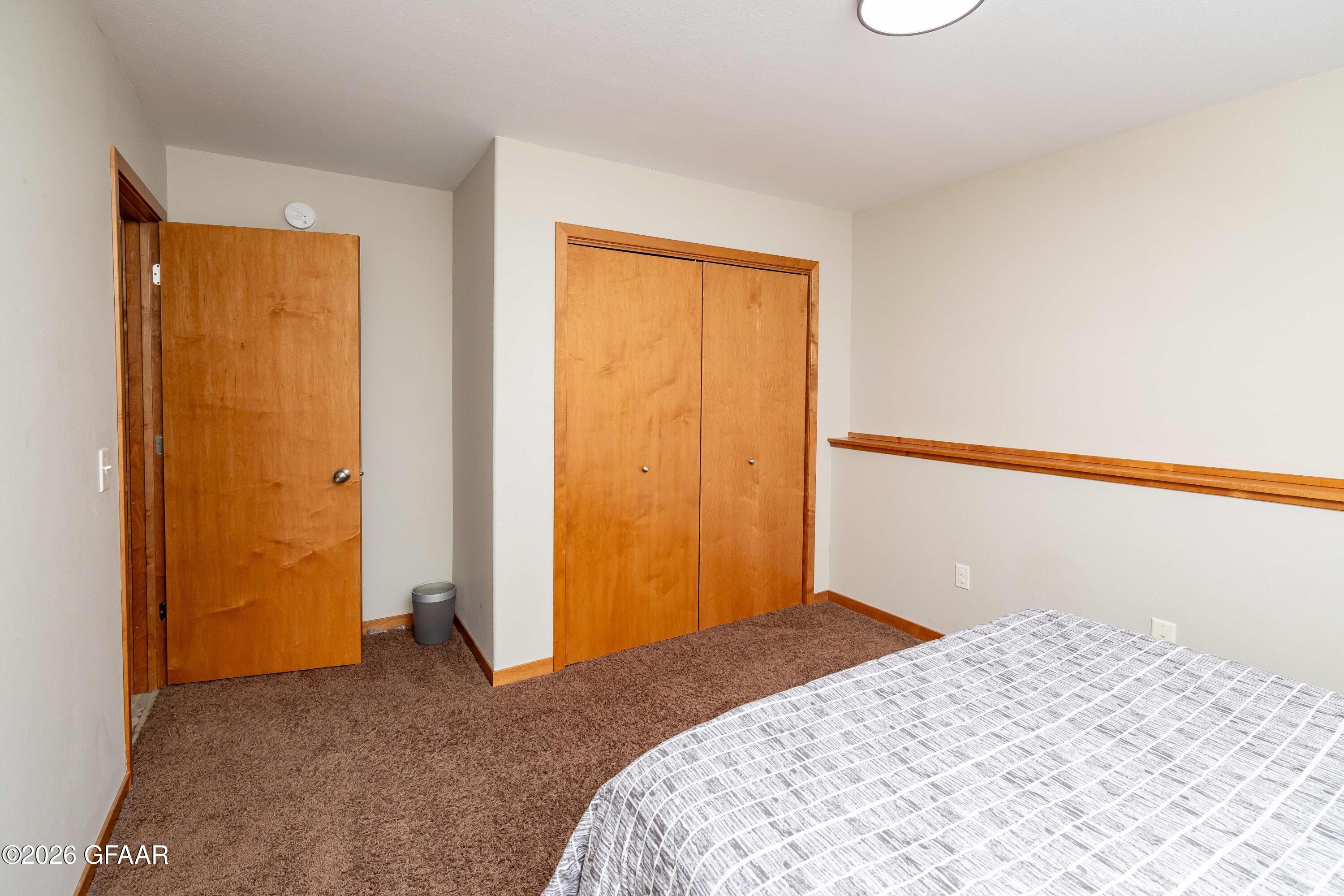 property viewer photo 23