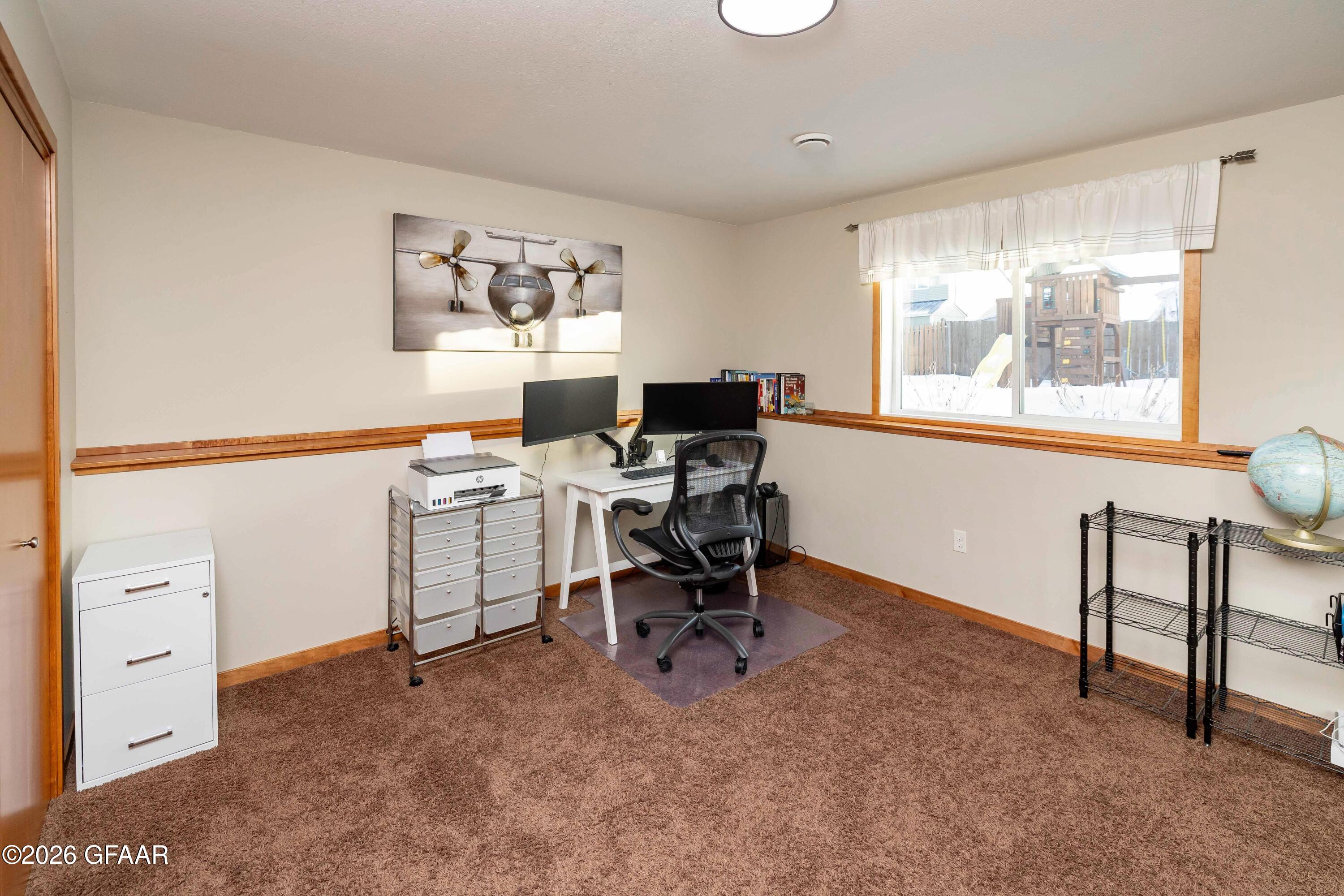 property viewer photo 25