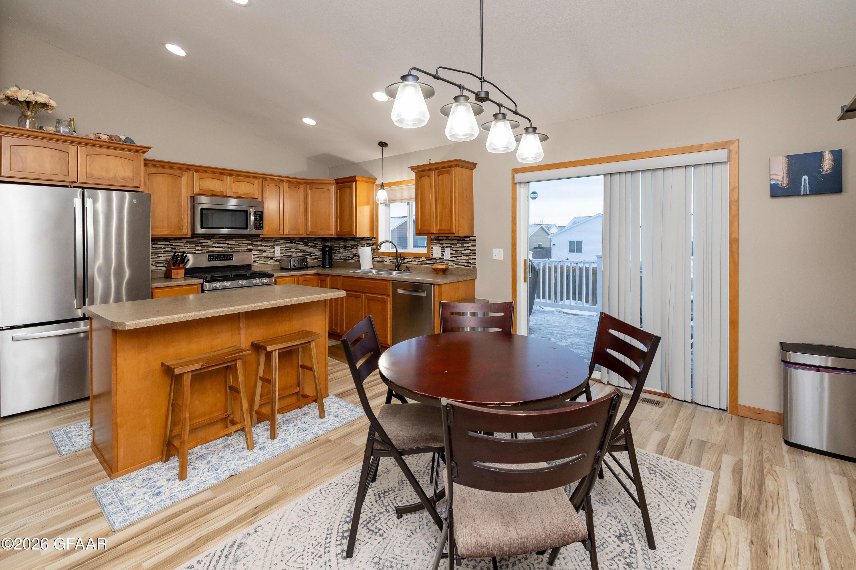 property viewer photo 5