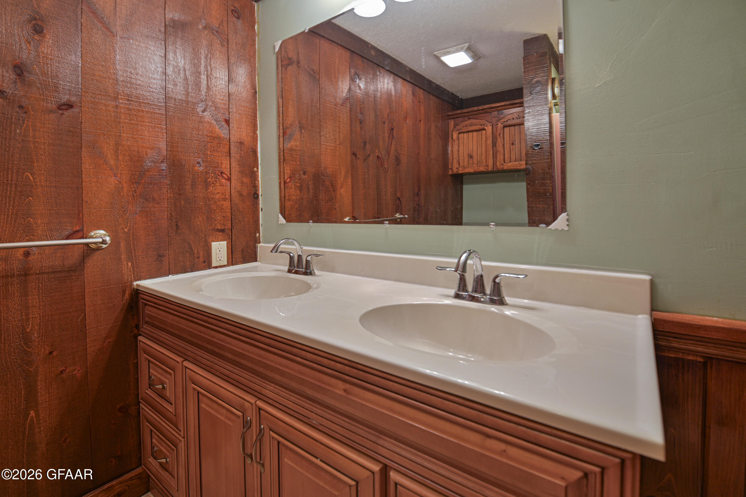 property viewer photo 29