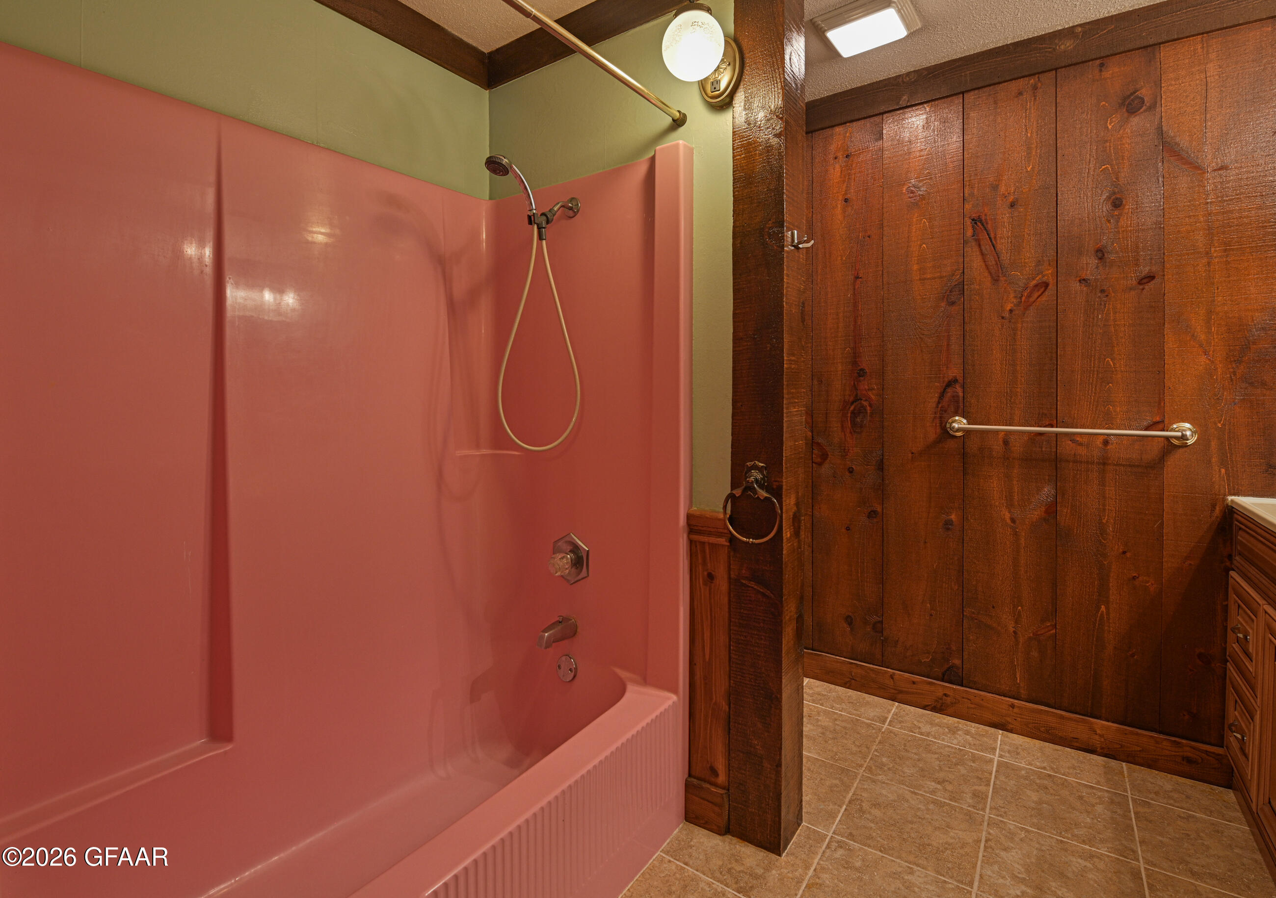 property viewer photo 30