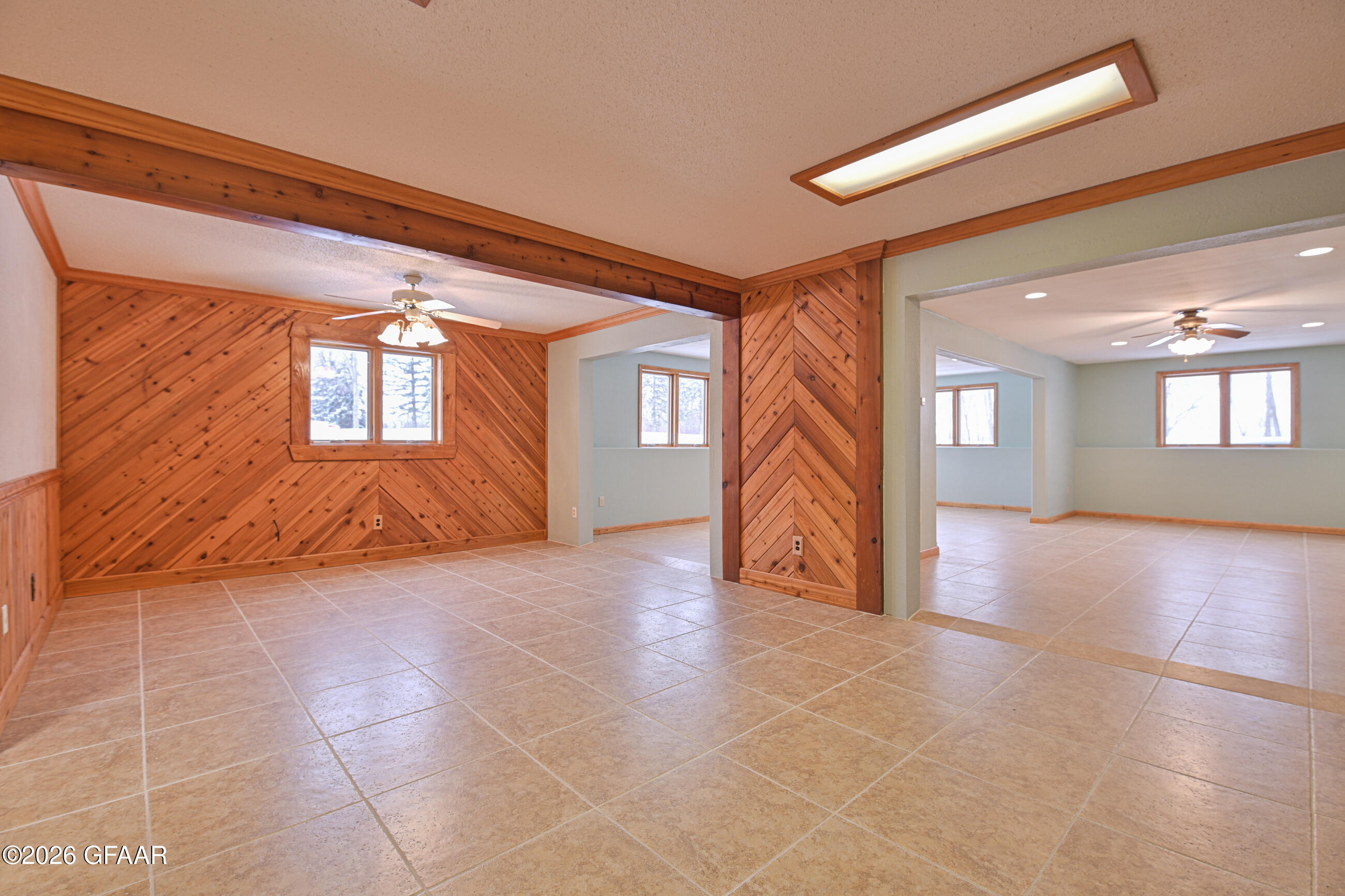 property viewer photo 31