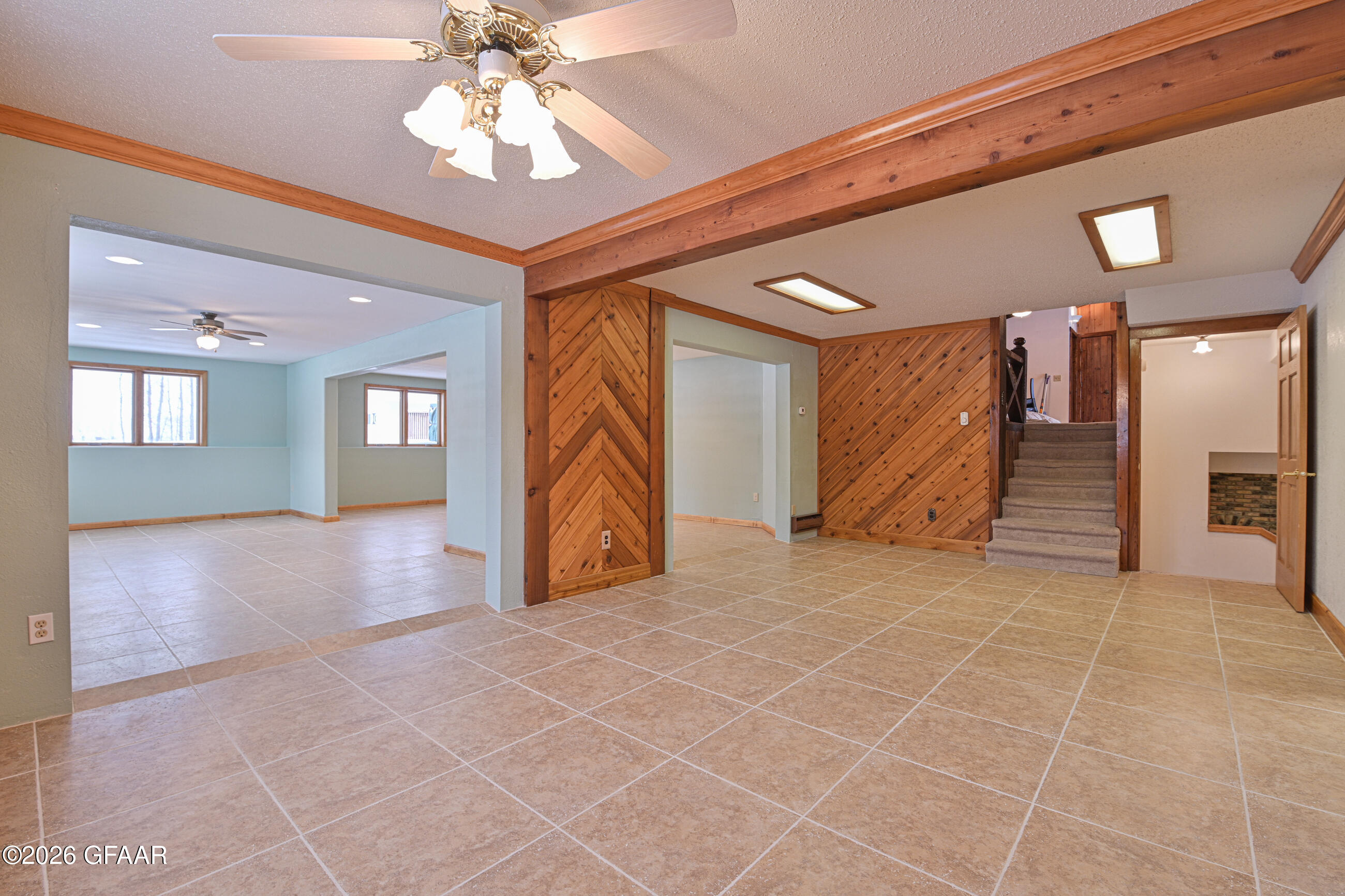 property viewer photo 32