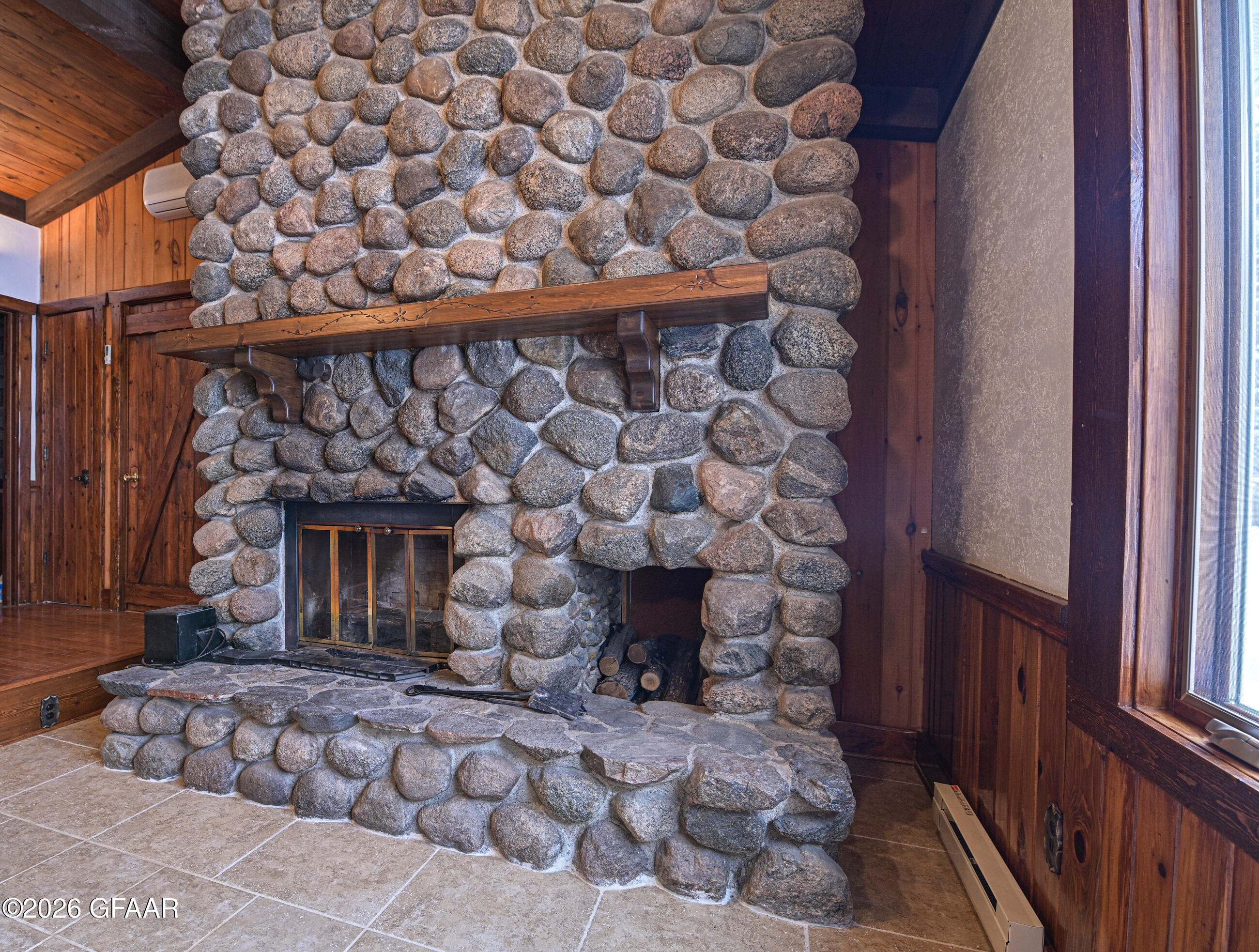 property viewer photo 5