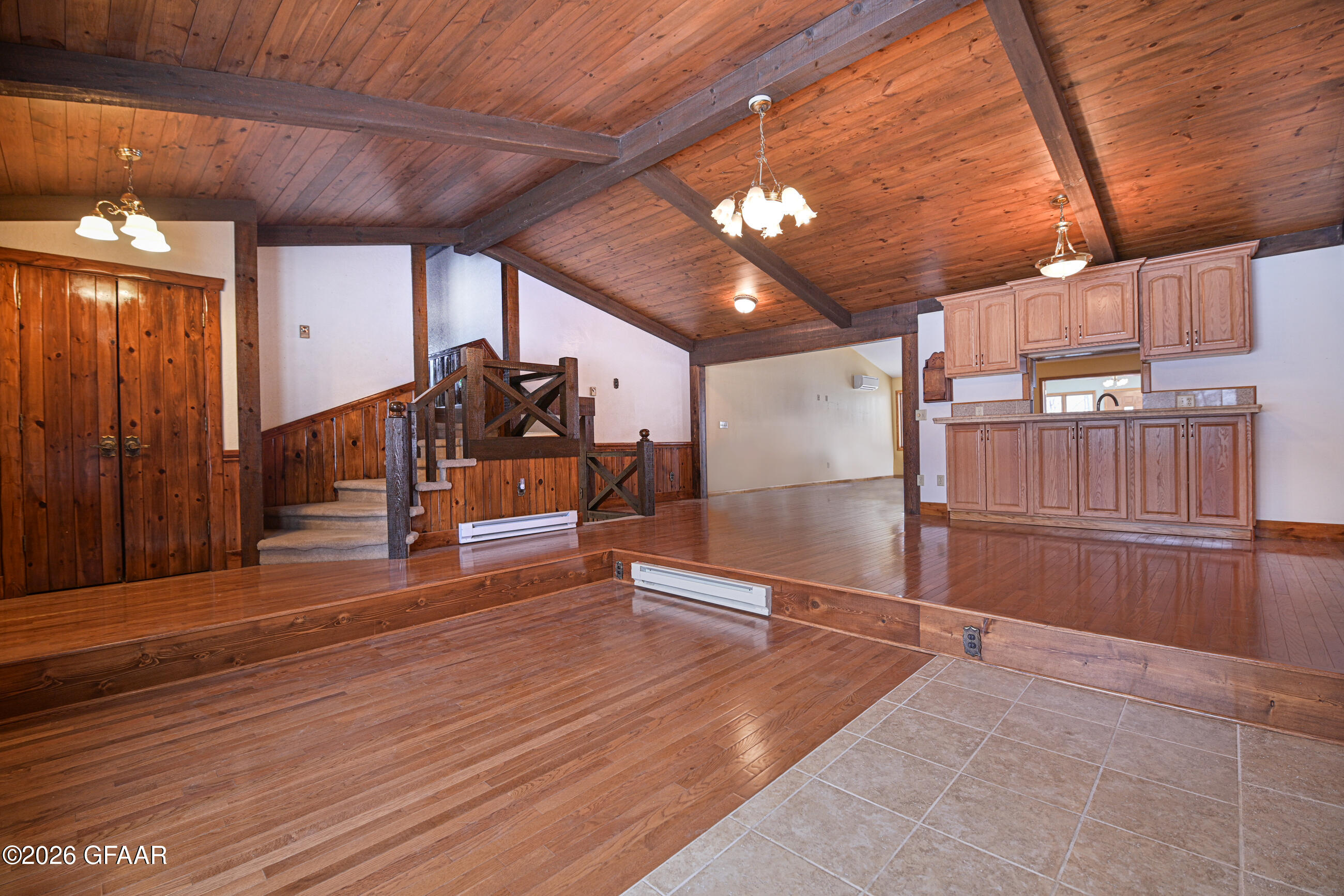 property viewer photo 7