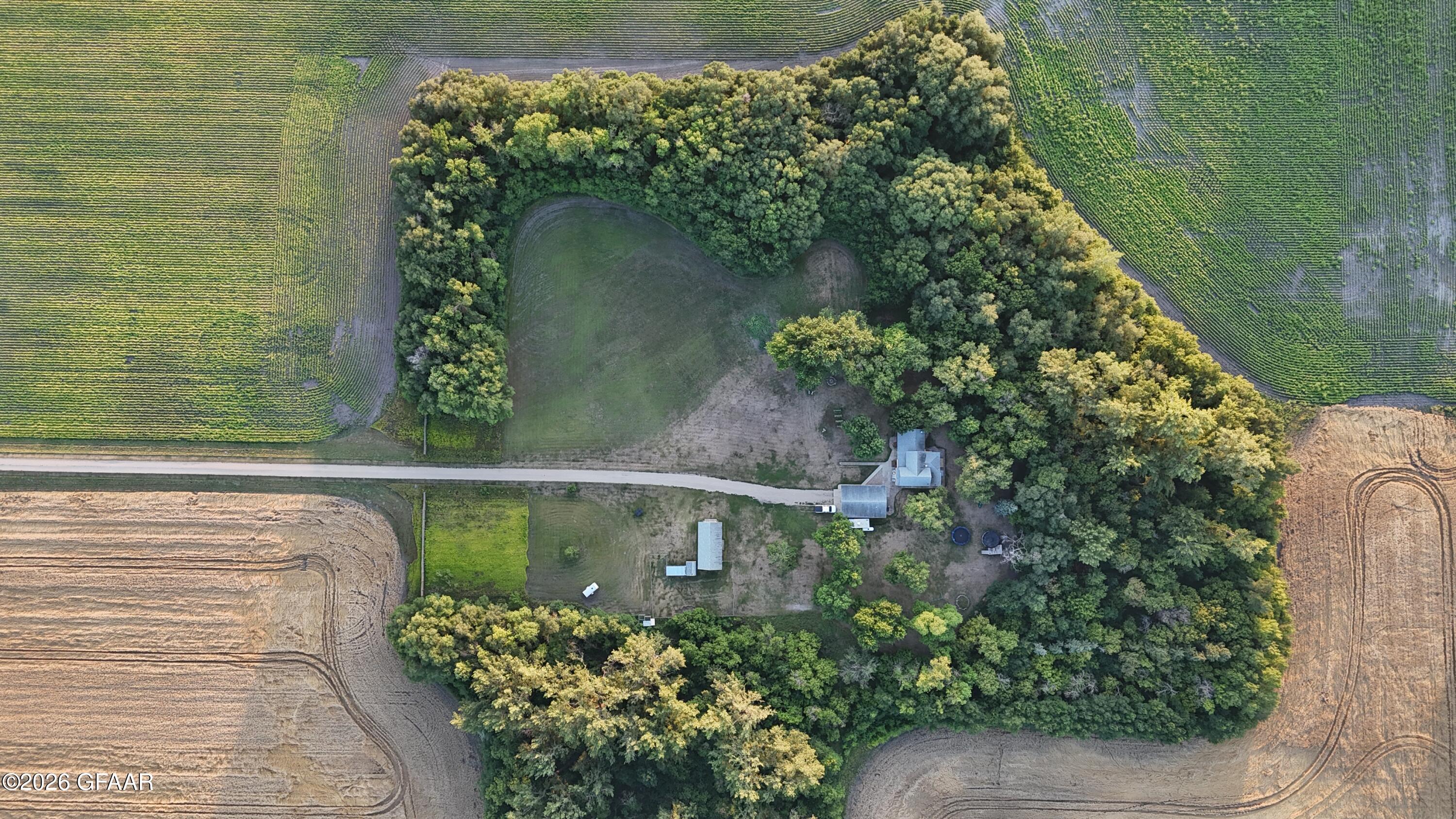 main property photo 40
