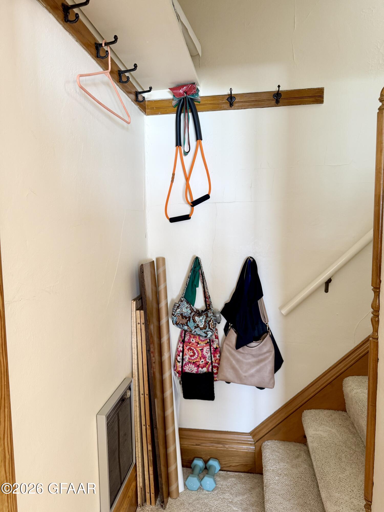 property viewer photo 24