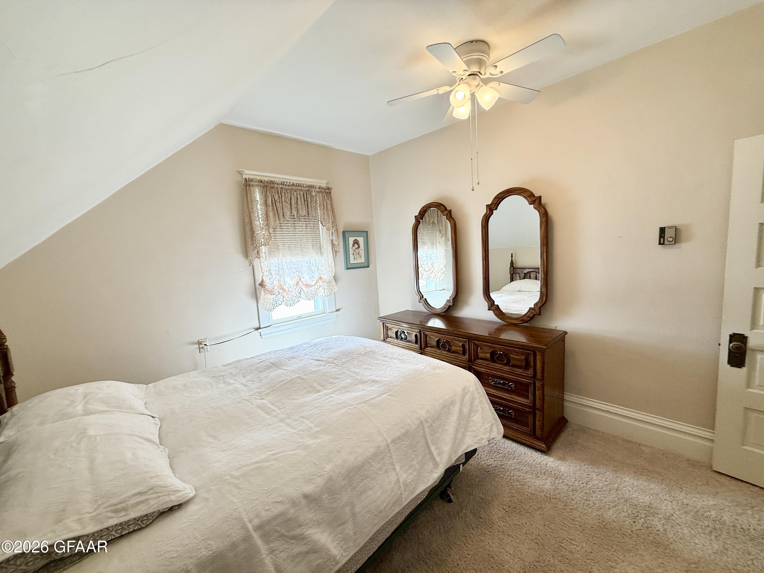 property viewer photo 34