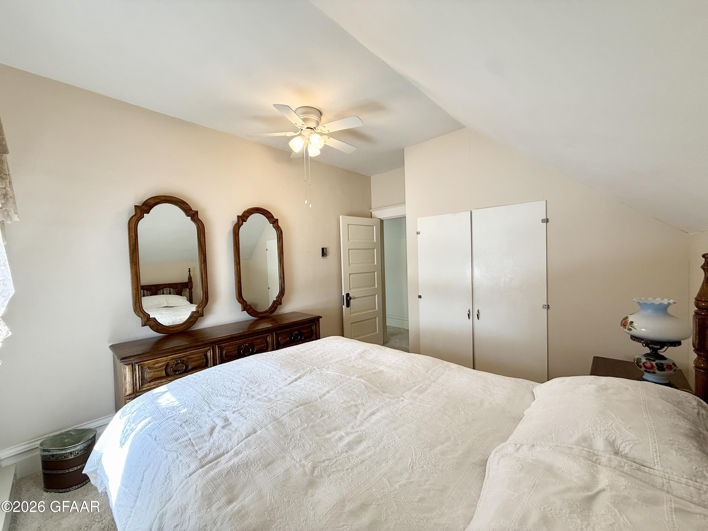 property viewer photo 35