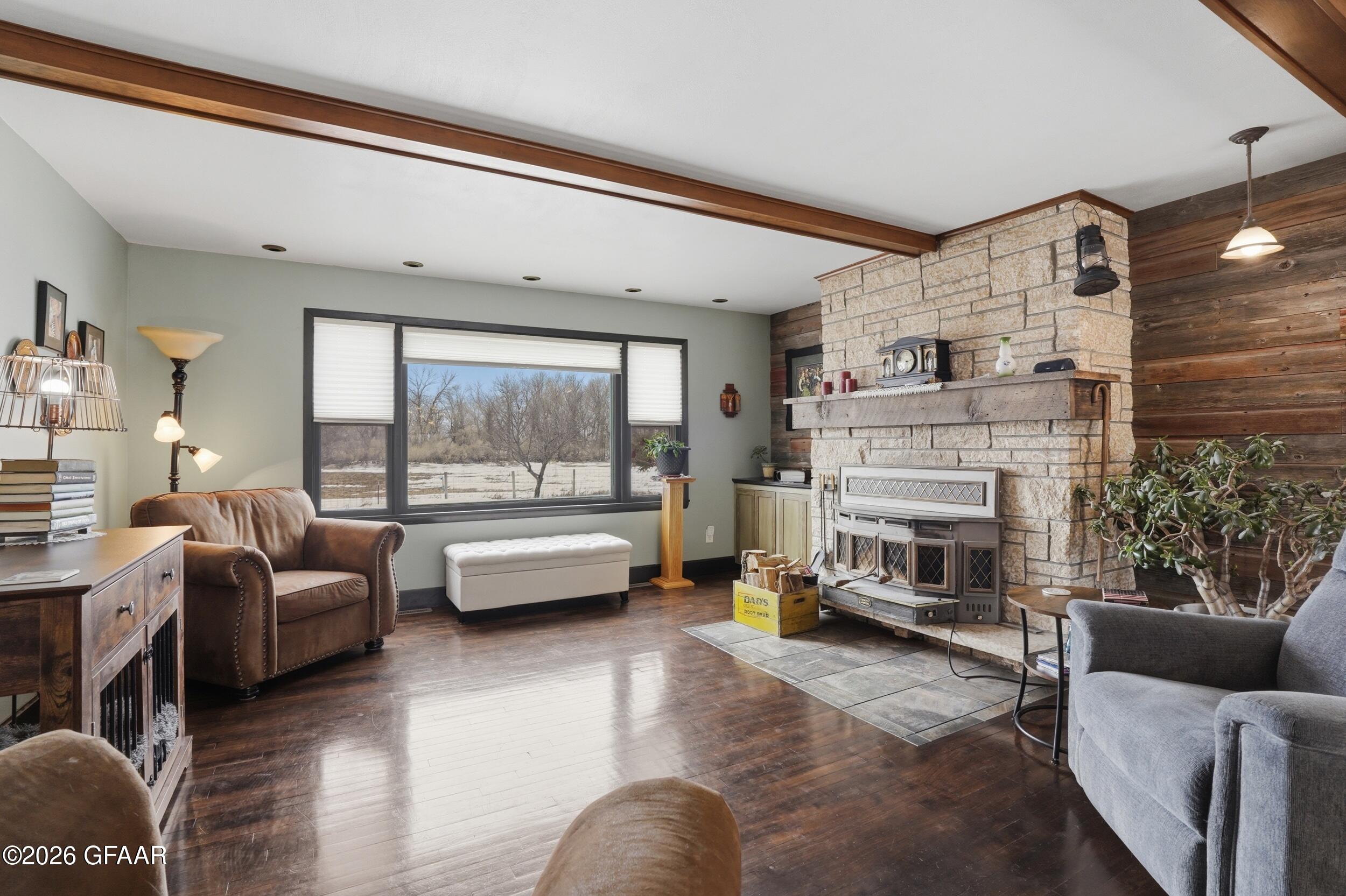 property viewer photo 12