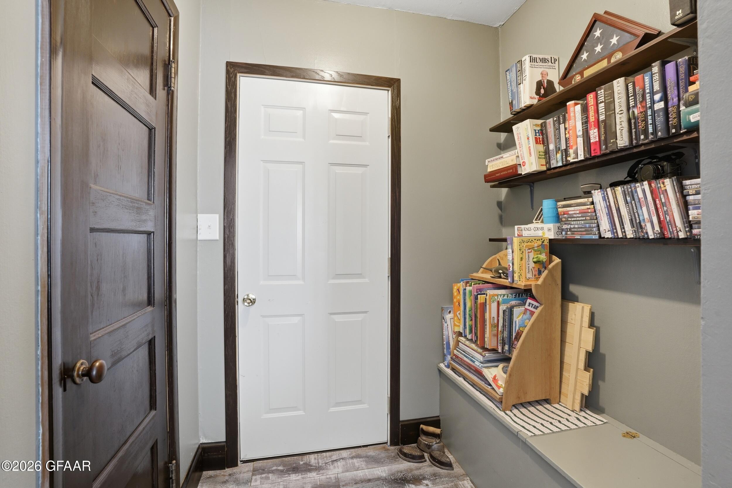 property viewer photo 21