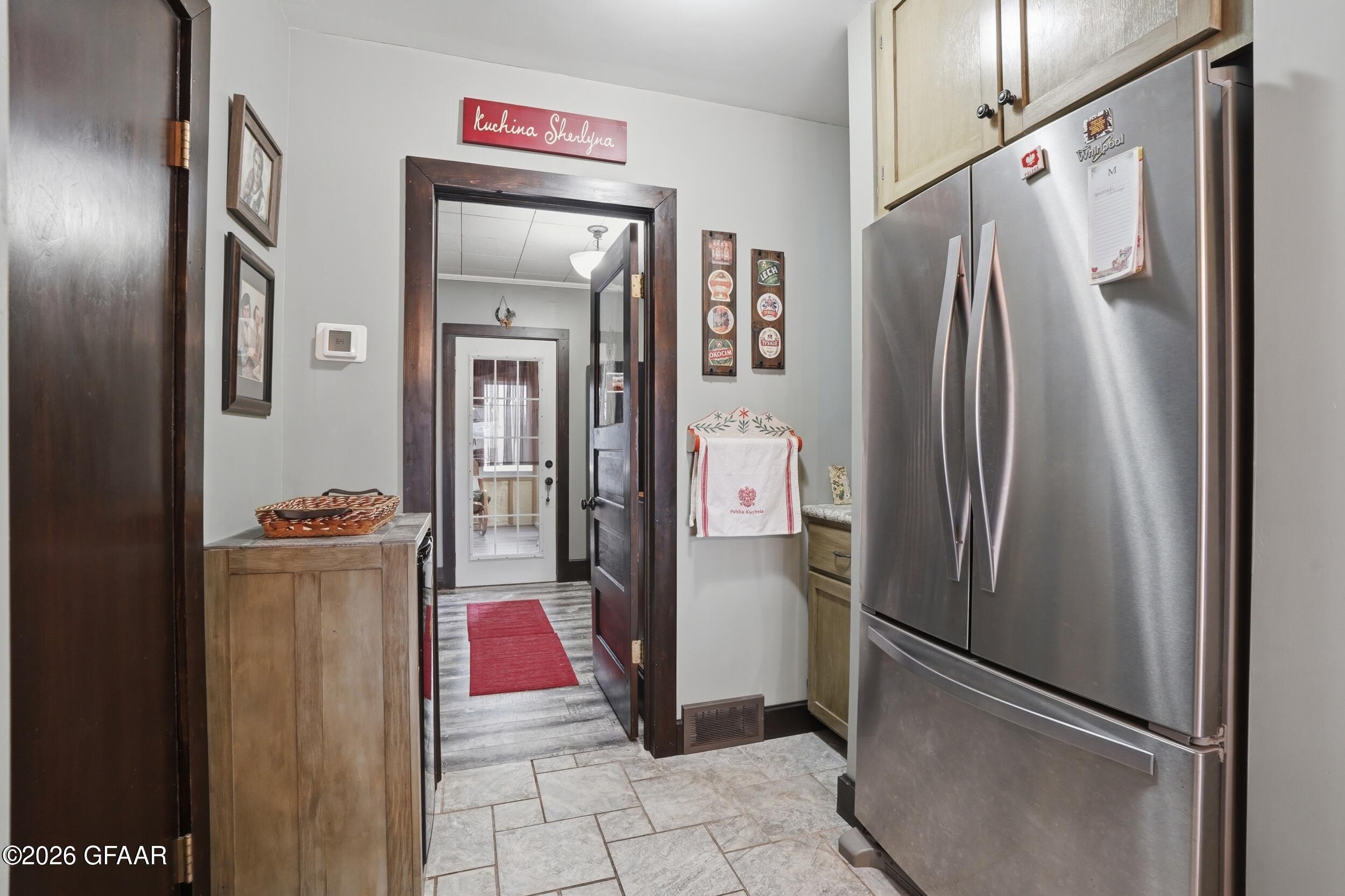 property viewer photo 22