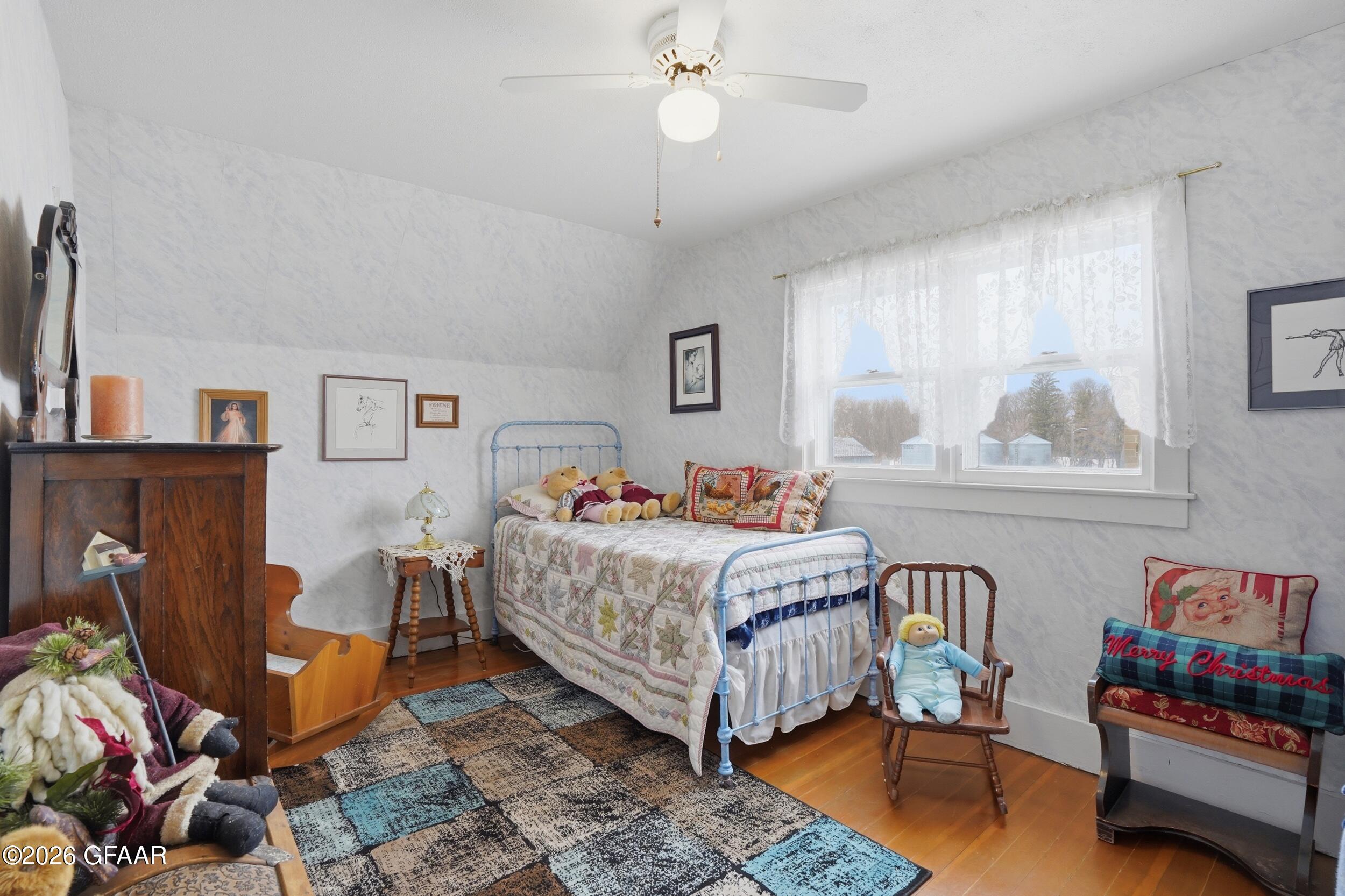 property viewer photo 30