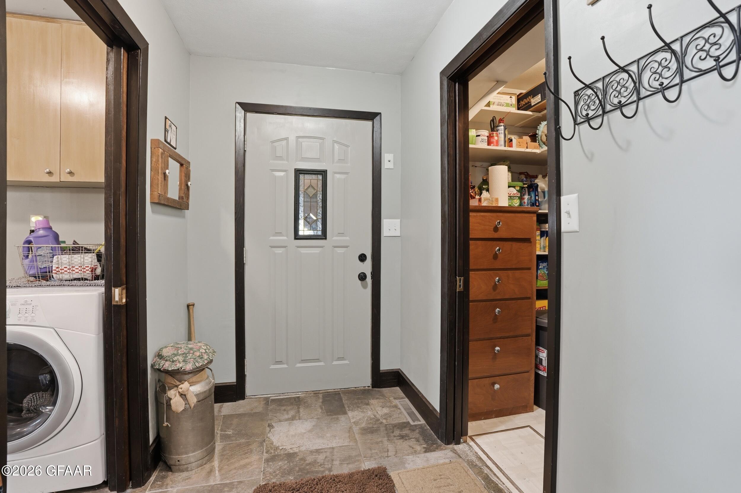 property viewer photo 6