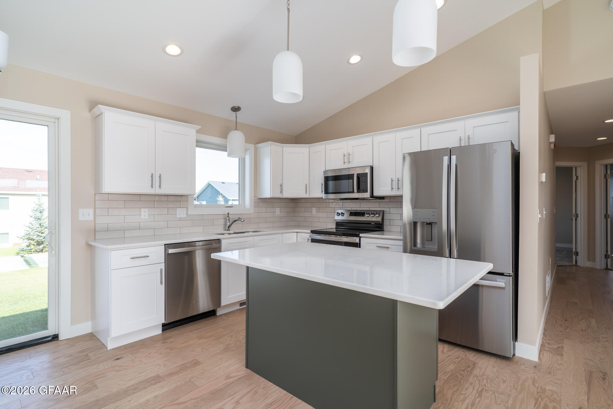 property viewer photo 5