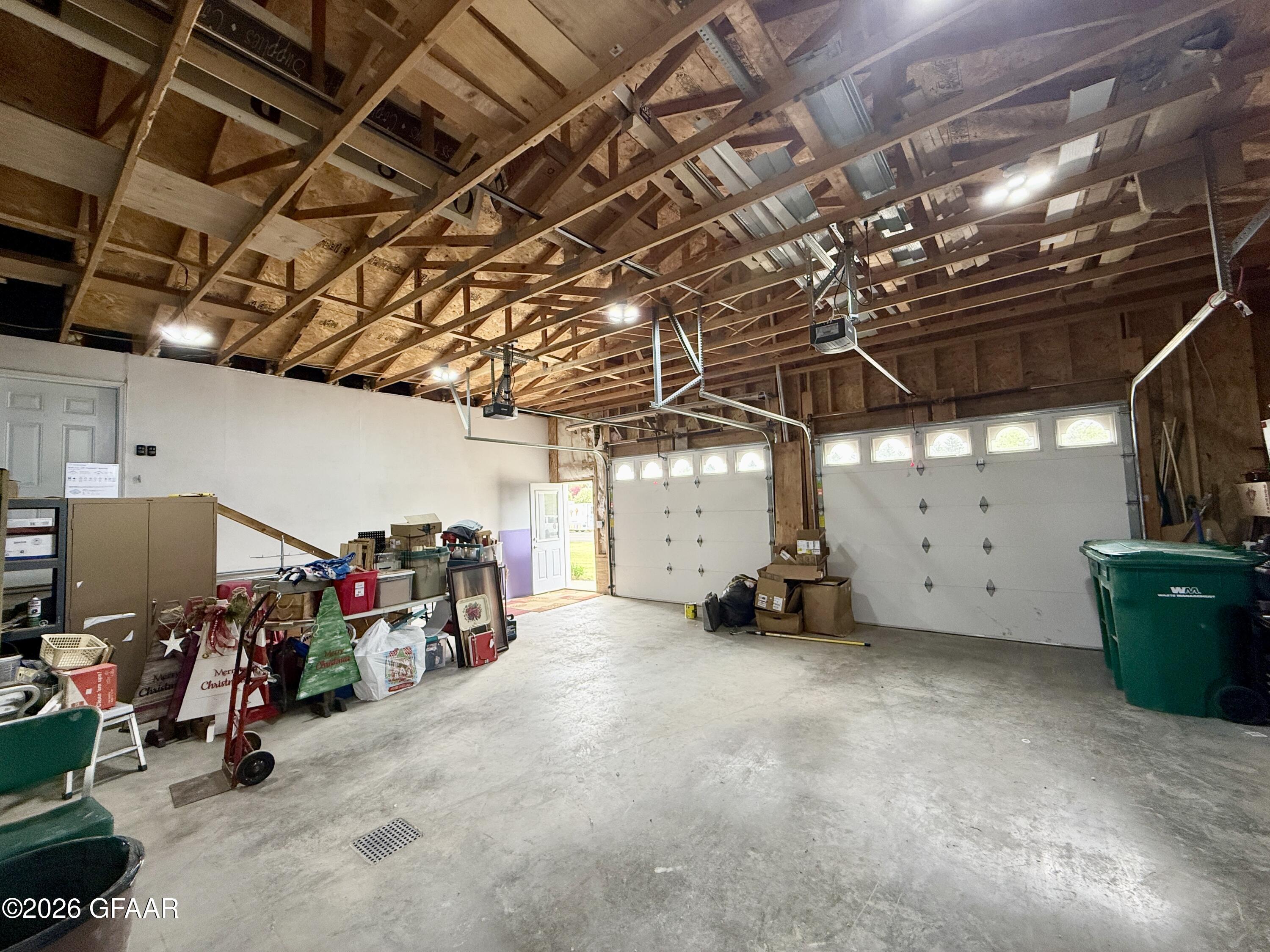 property viewer photo 12