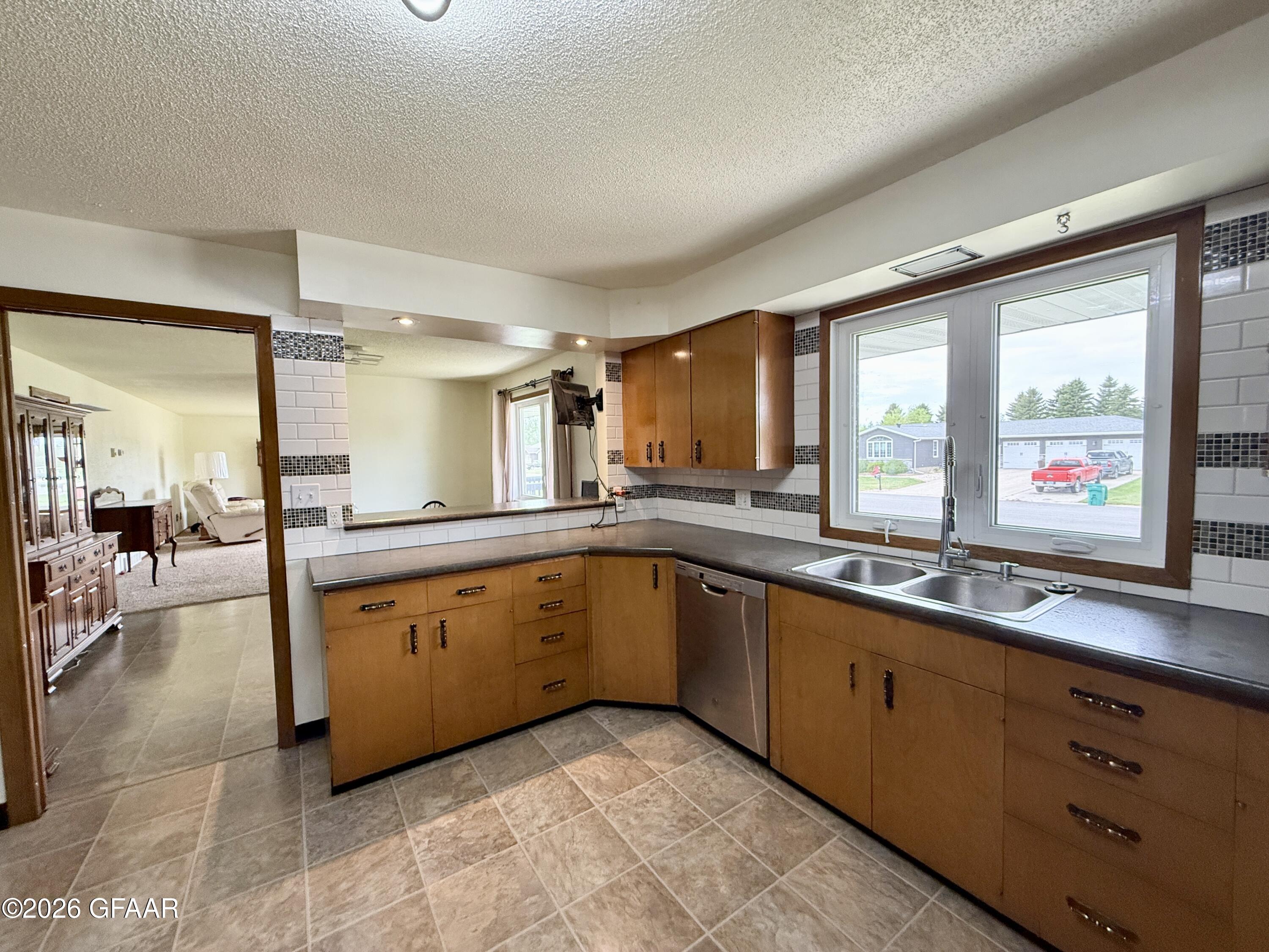 property viewer photo 23