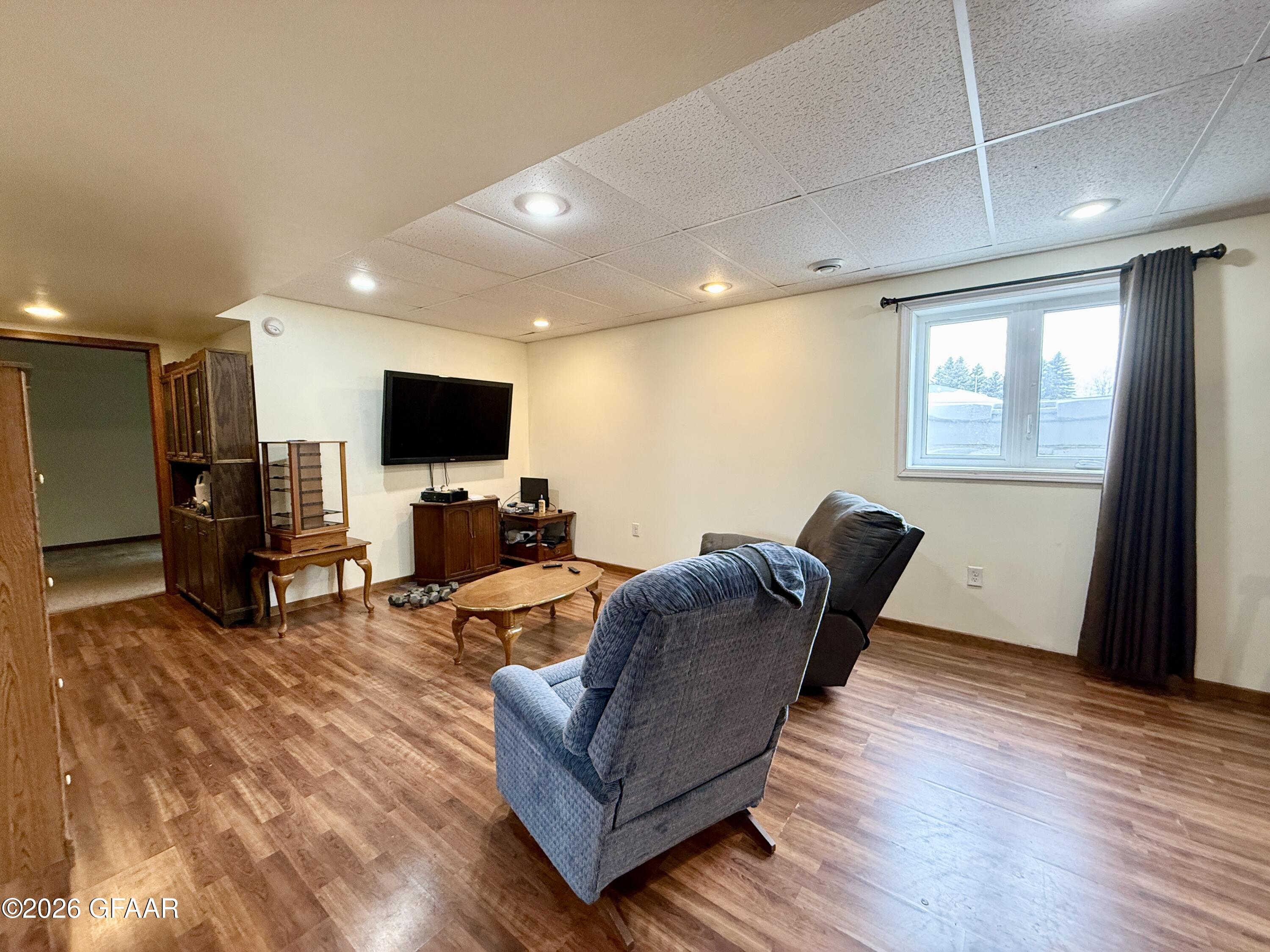 property viewer photo 29