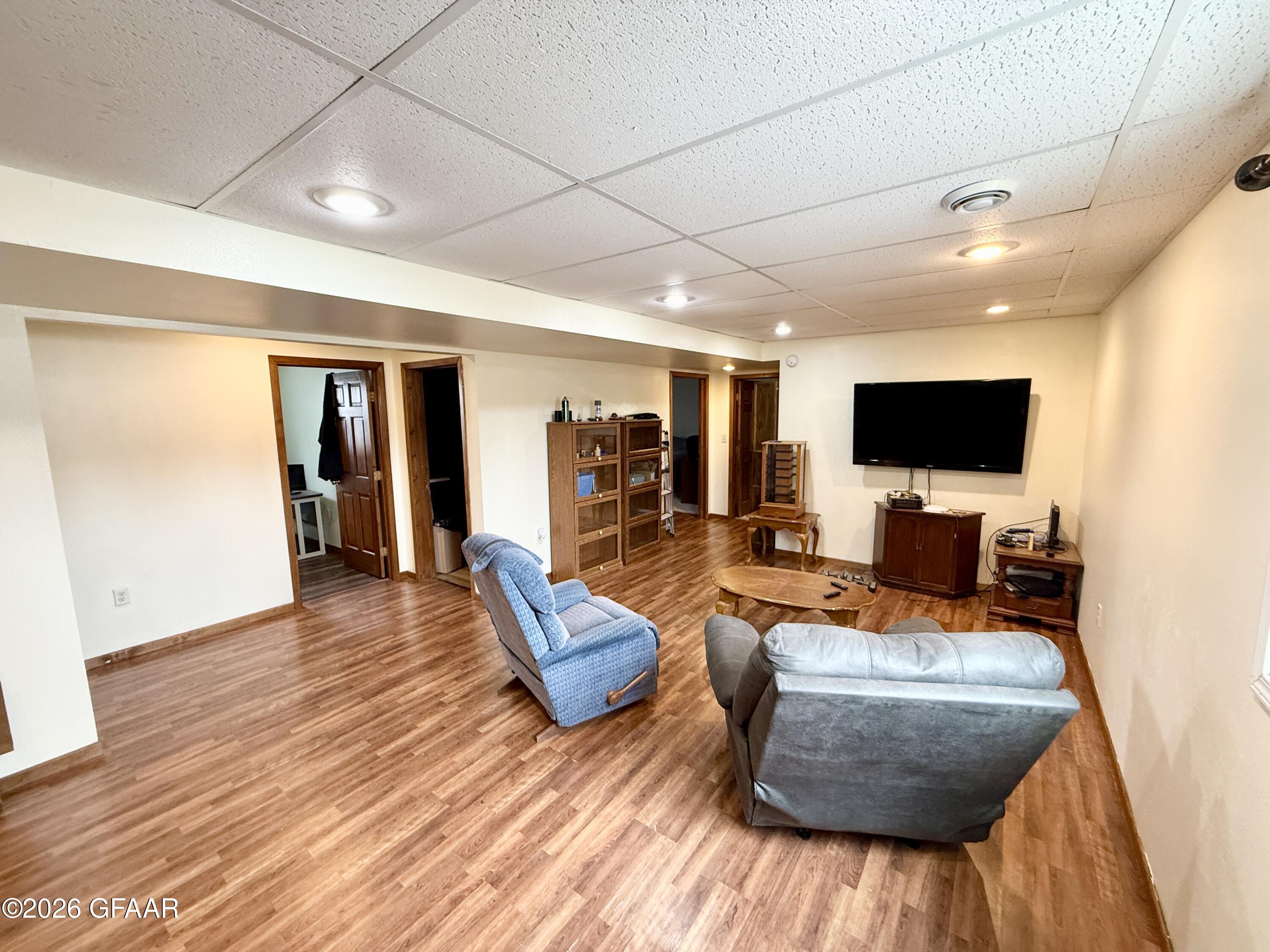 property viewer photo 30