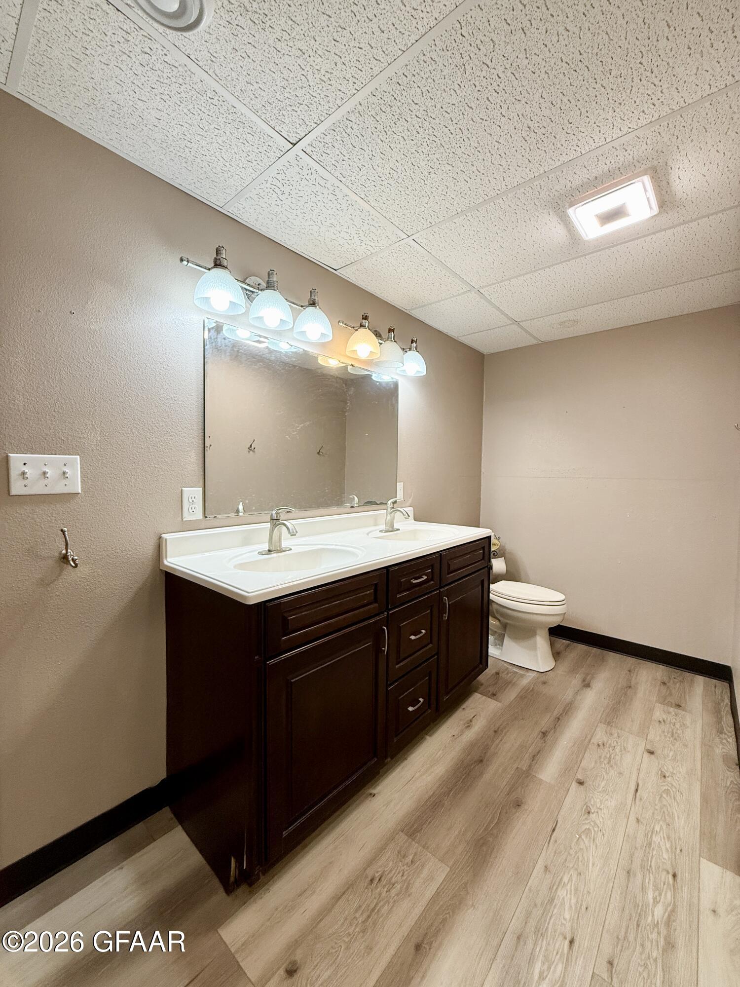 property viewer photo 32