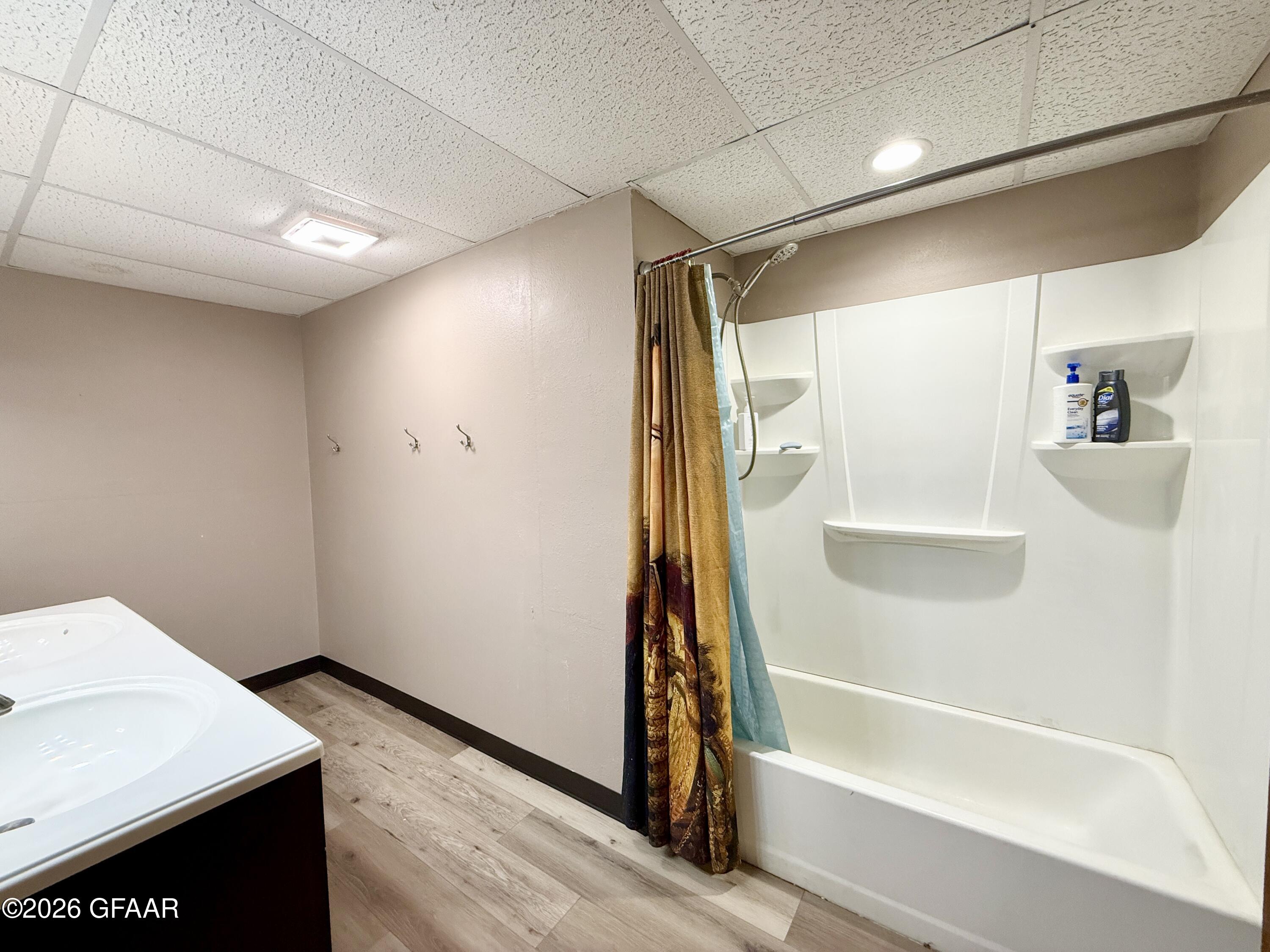 property viewer photo 33