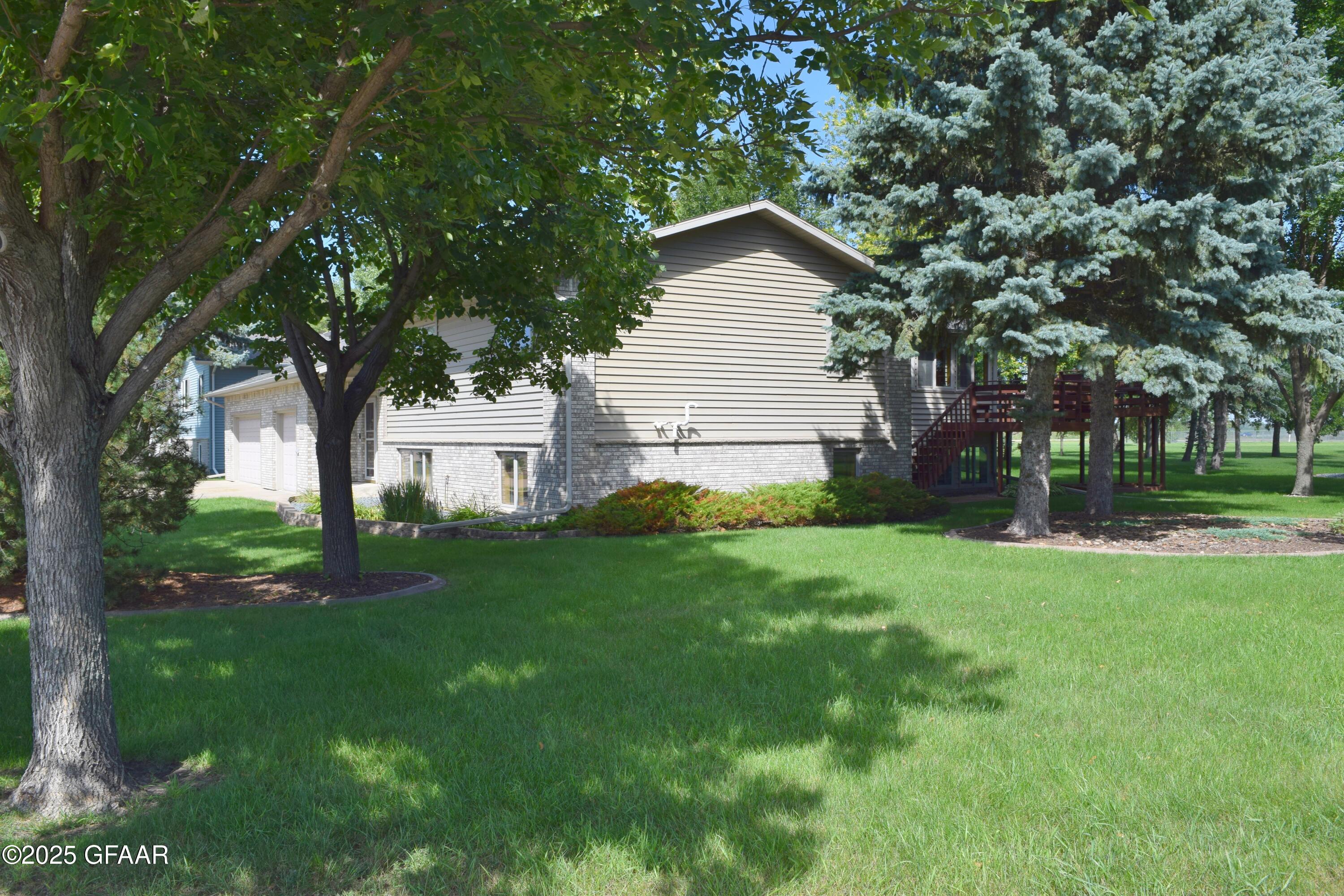 main property photo 65