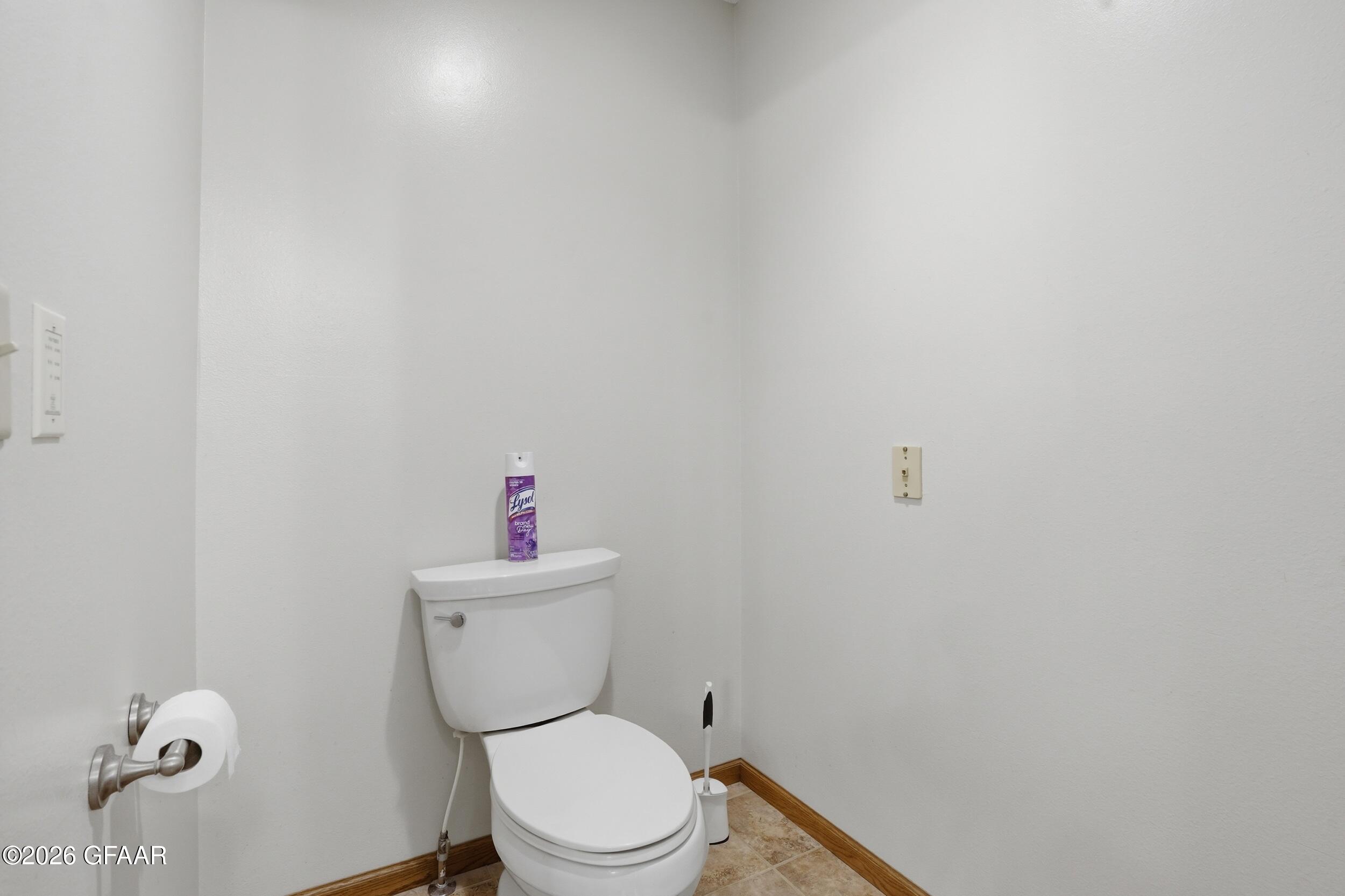 property viewer photo 10
