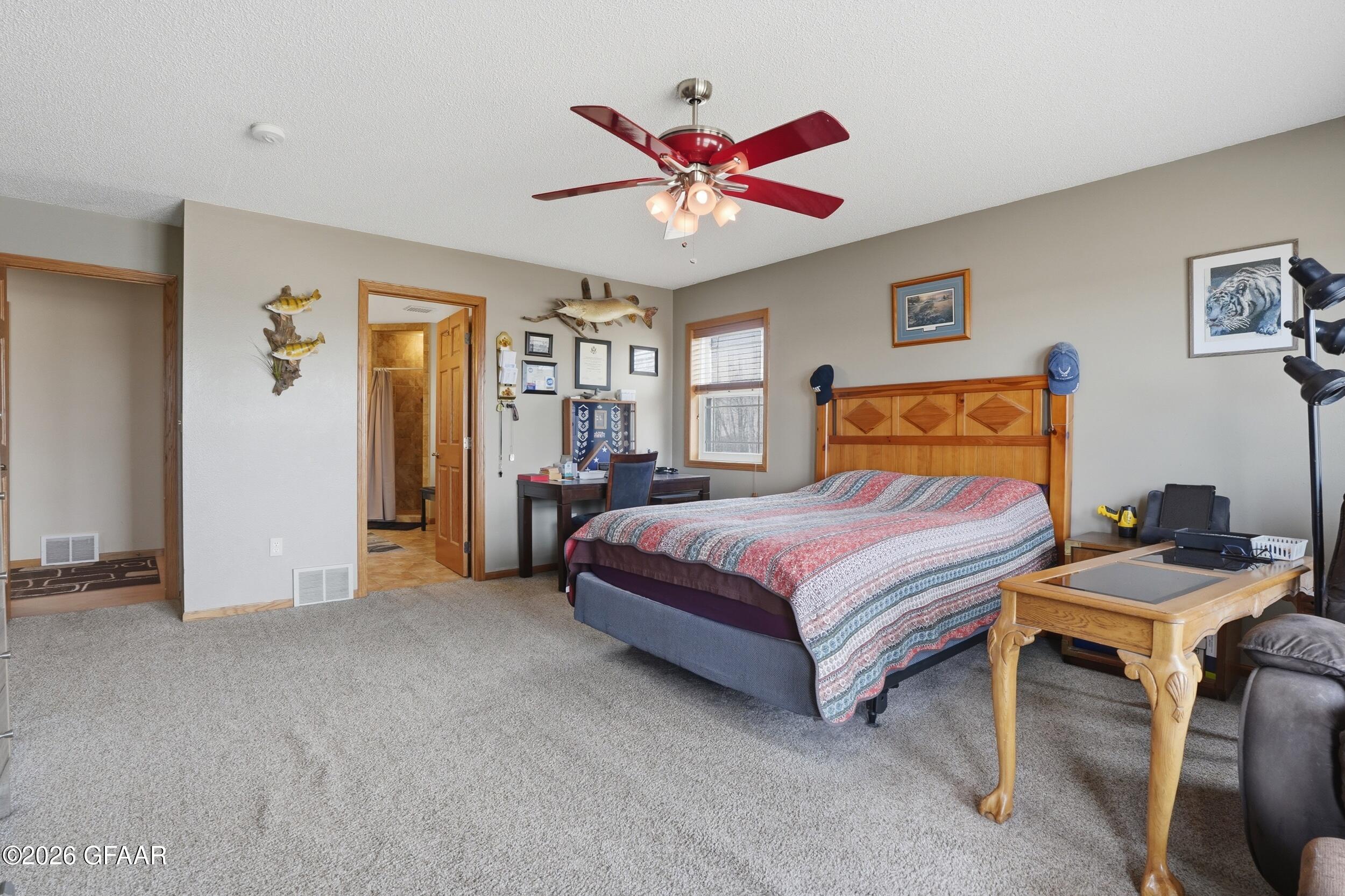 property viewer photo 12