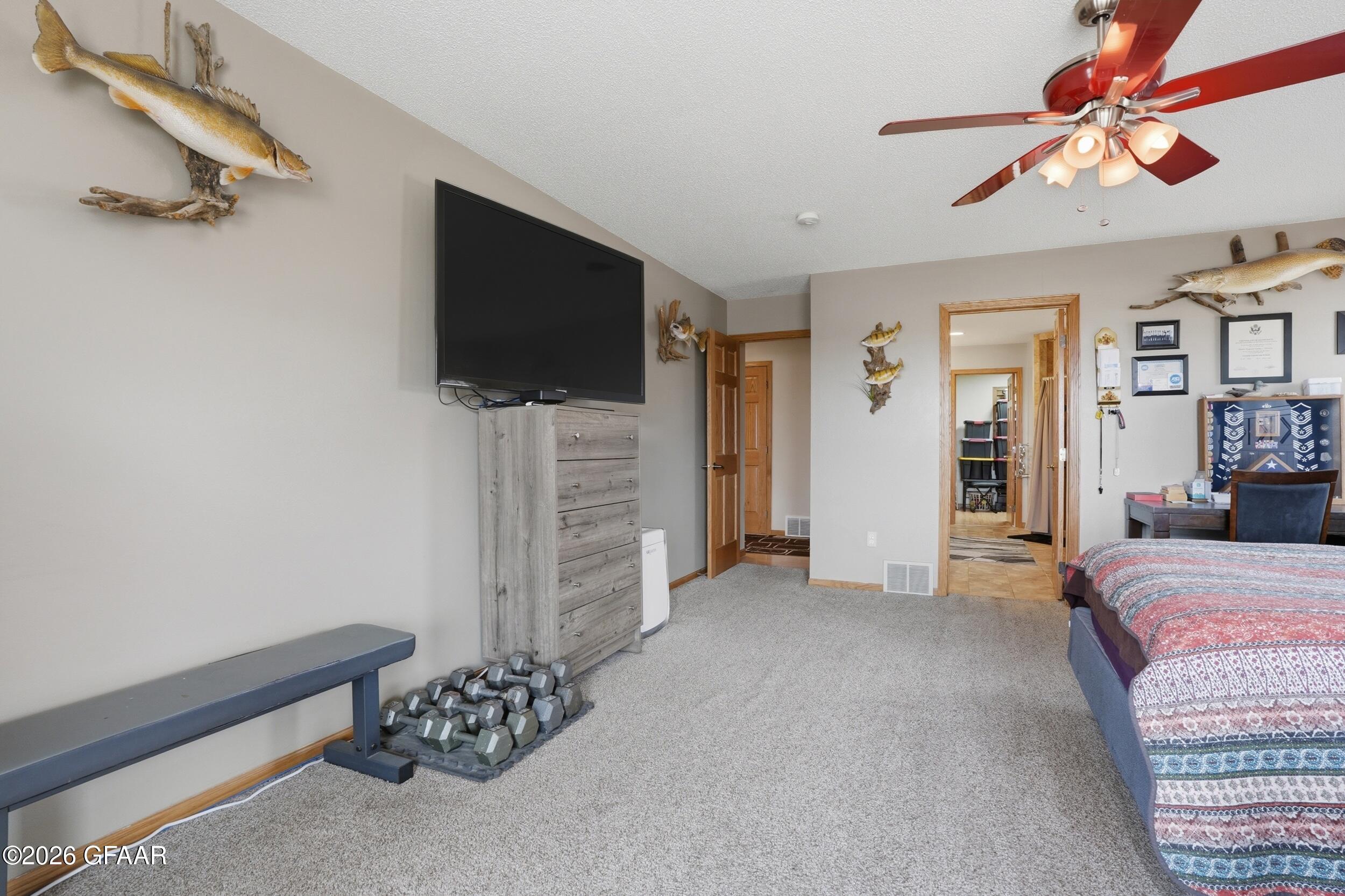 property viewer photo 13