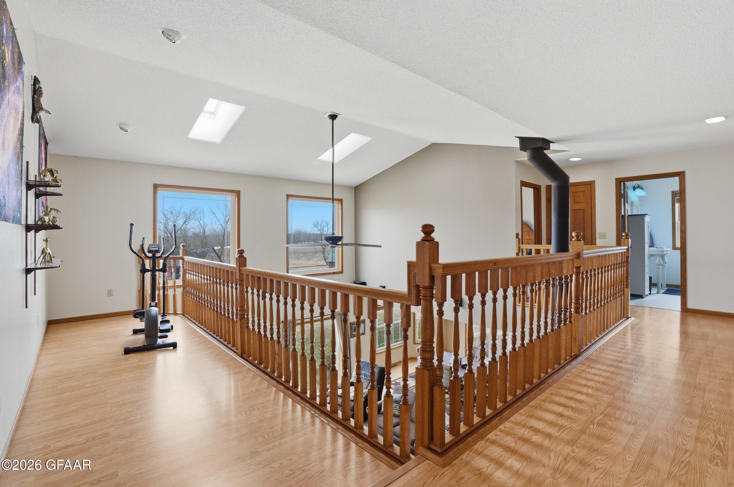 property viewer photo 36