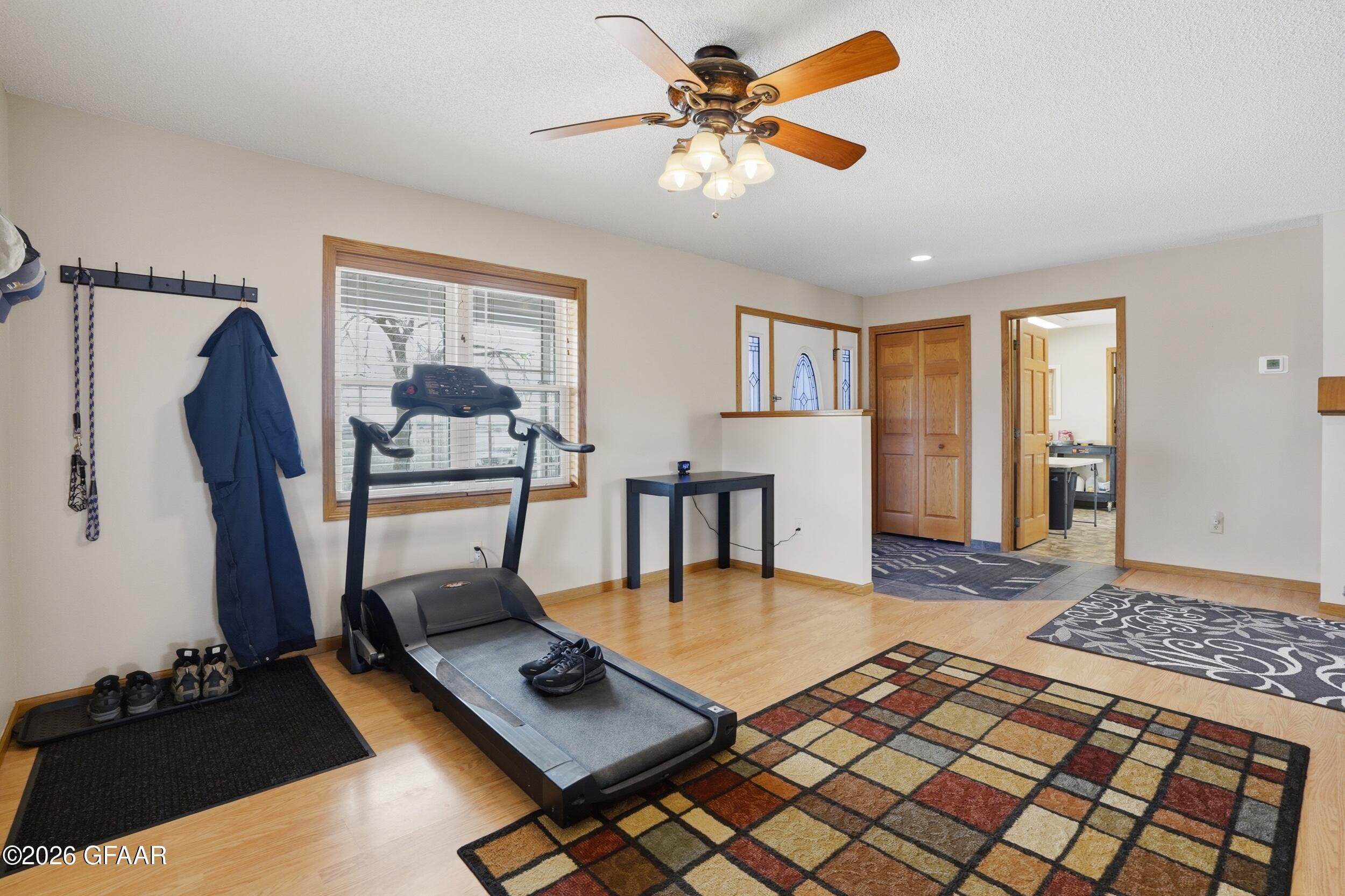 property viewer photo 4