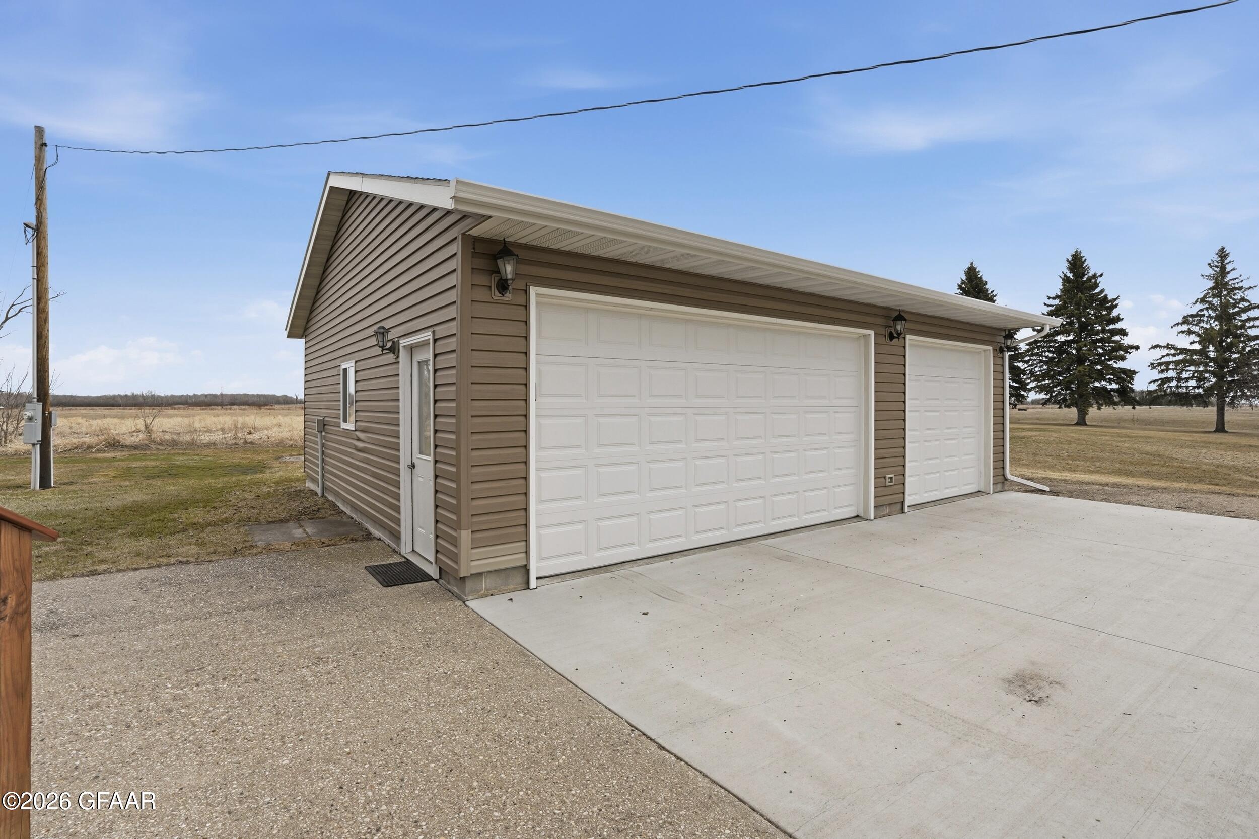 property viewer photo 44