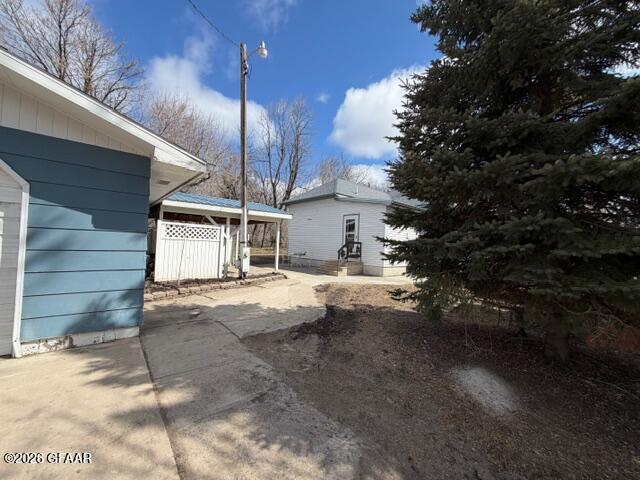 main property photo 4