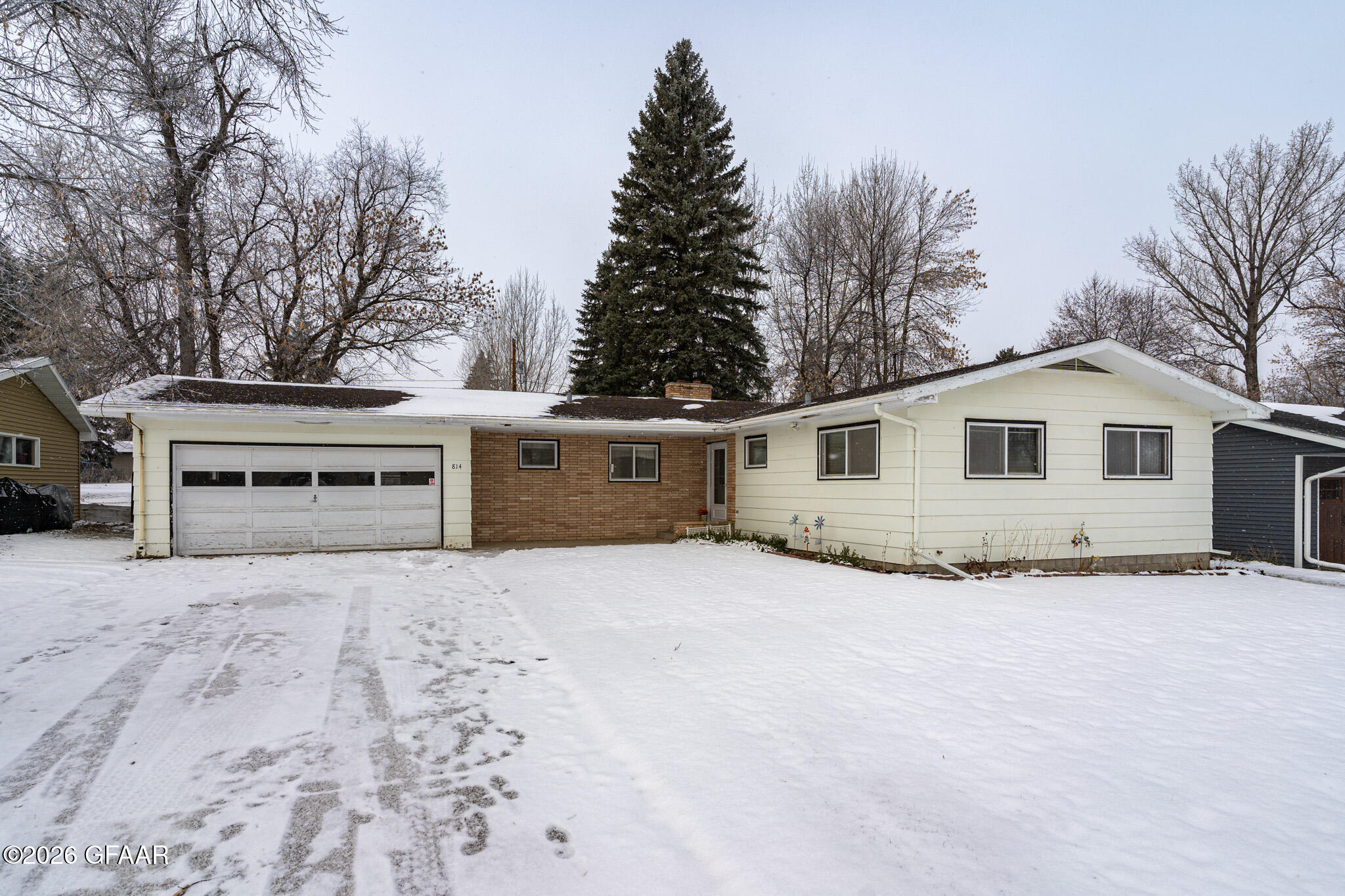 main property photo 0