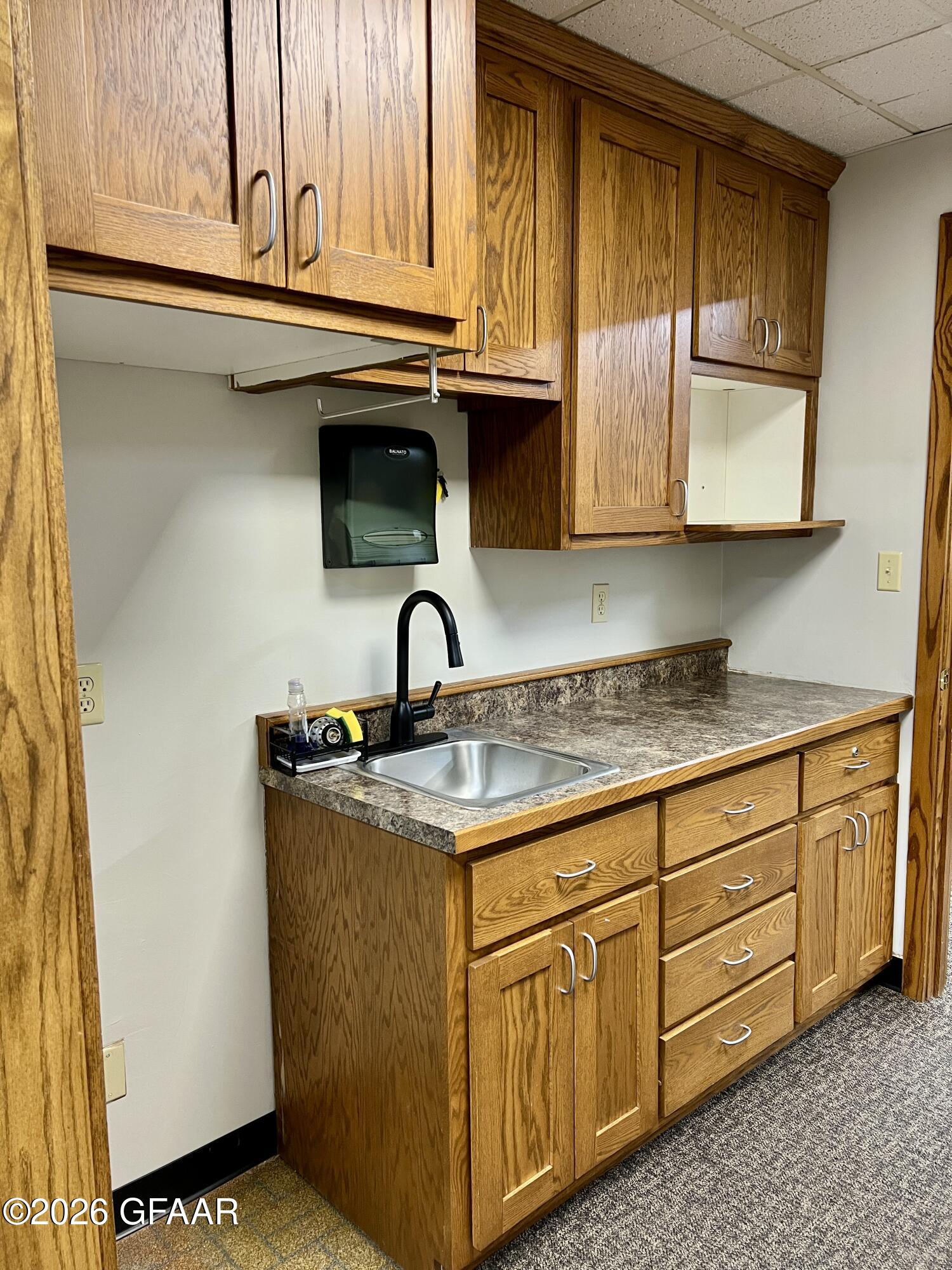 property viewer photo 6