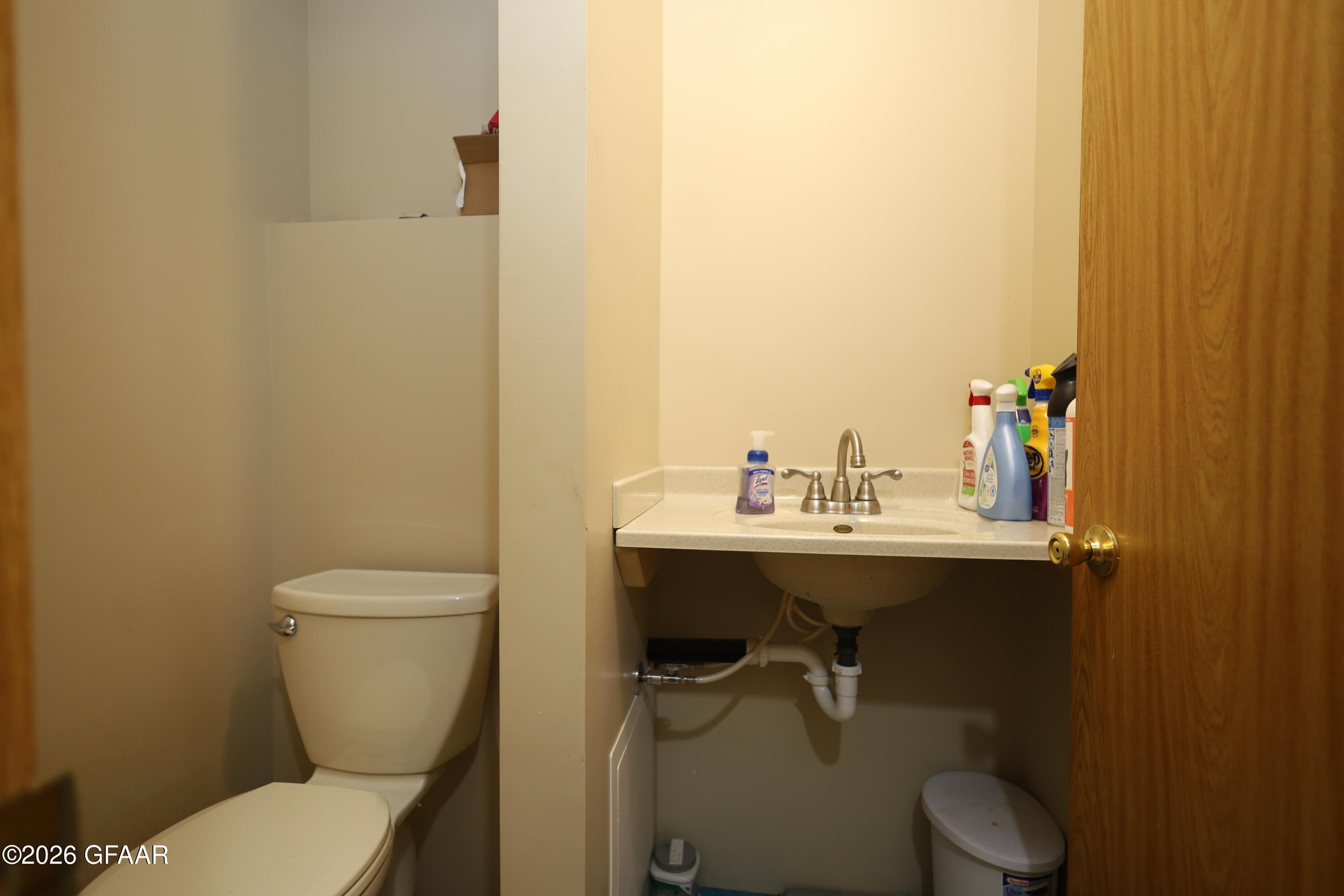main property photo 11