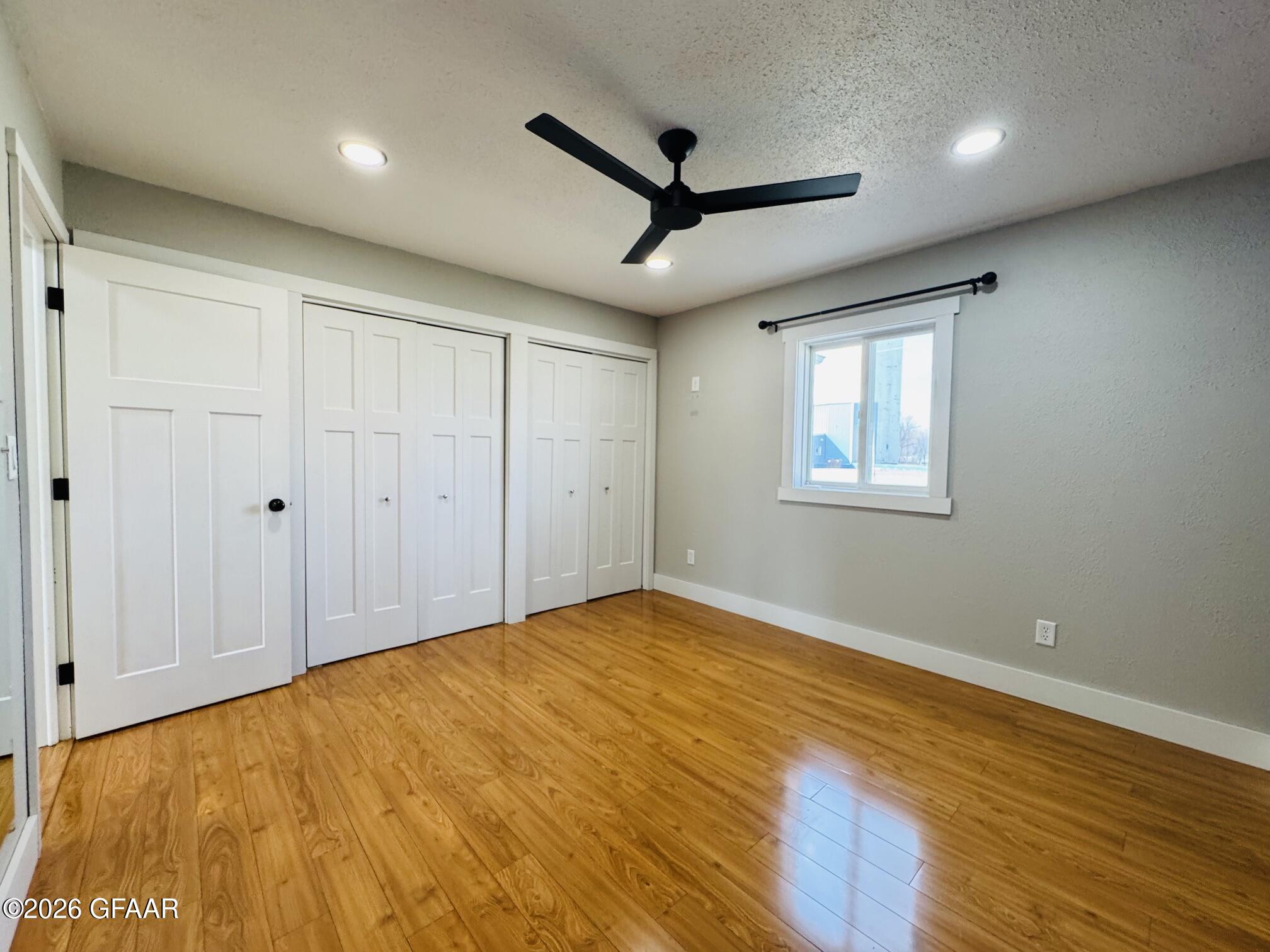 property viewer photo 10