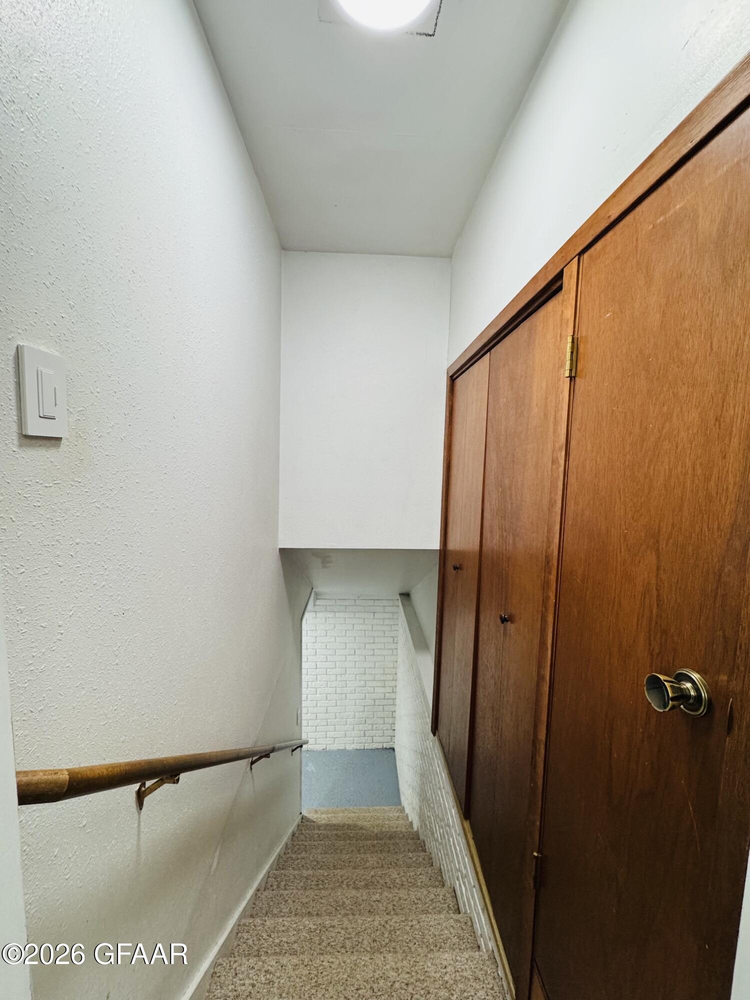 property viewer photo 16