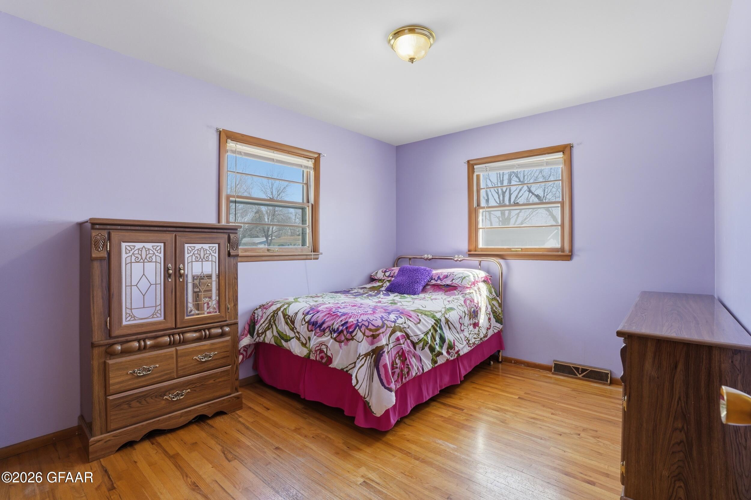 property viewer photo 10