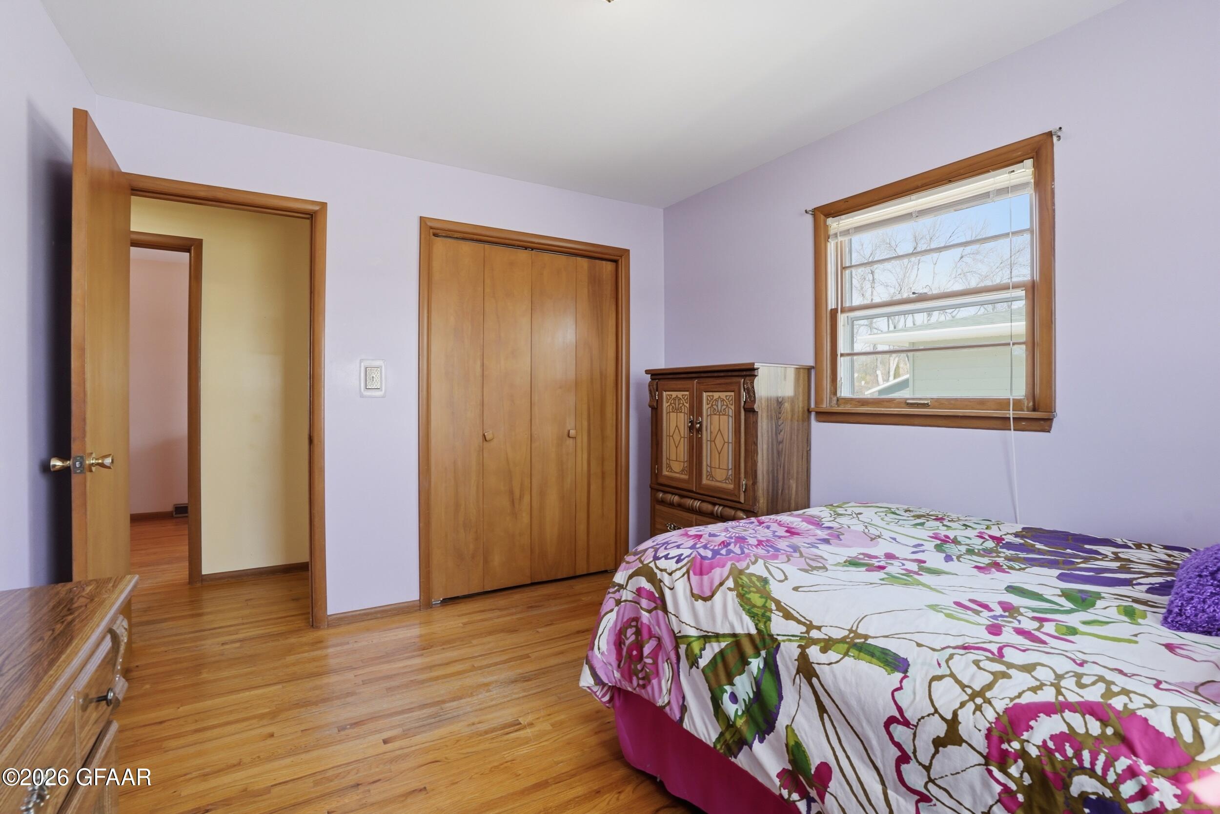 property viewer photo 11