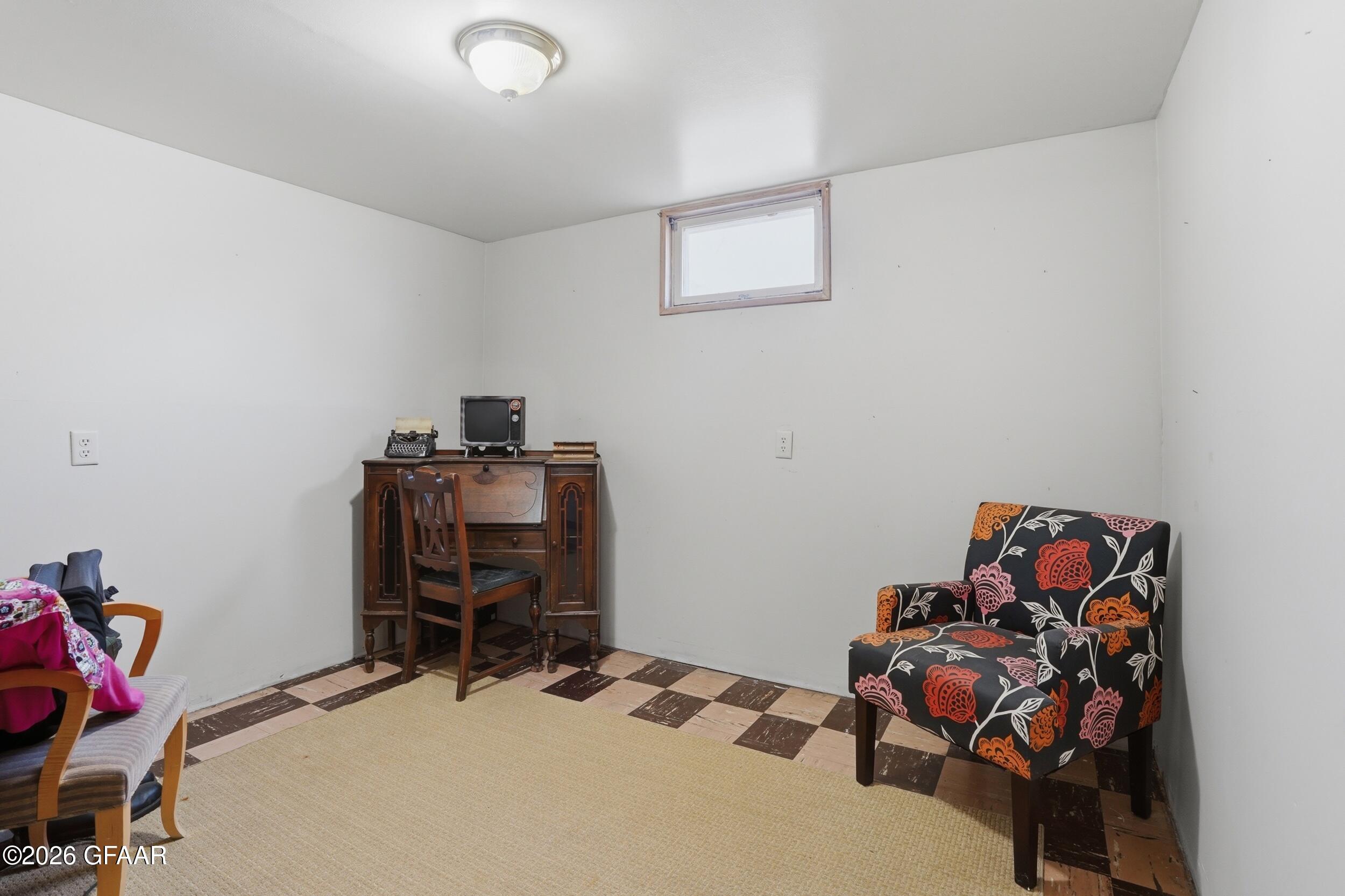 property viewer photo 19