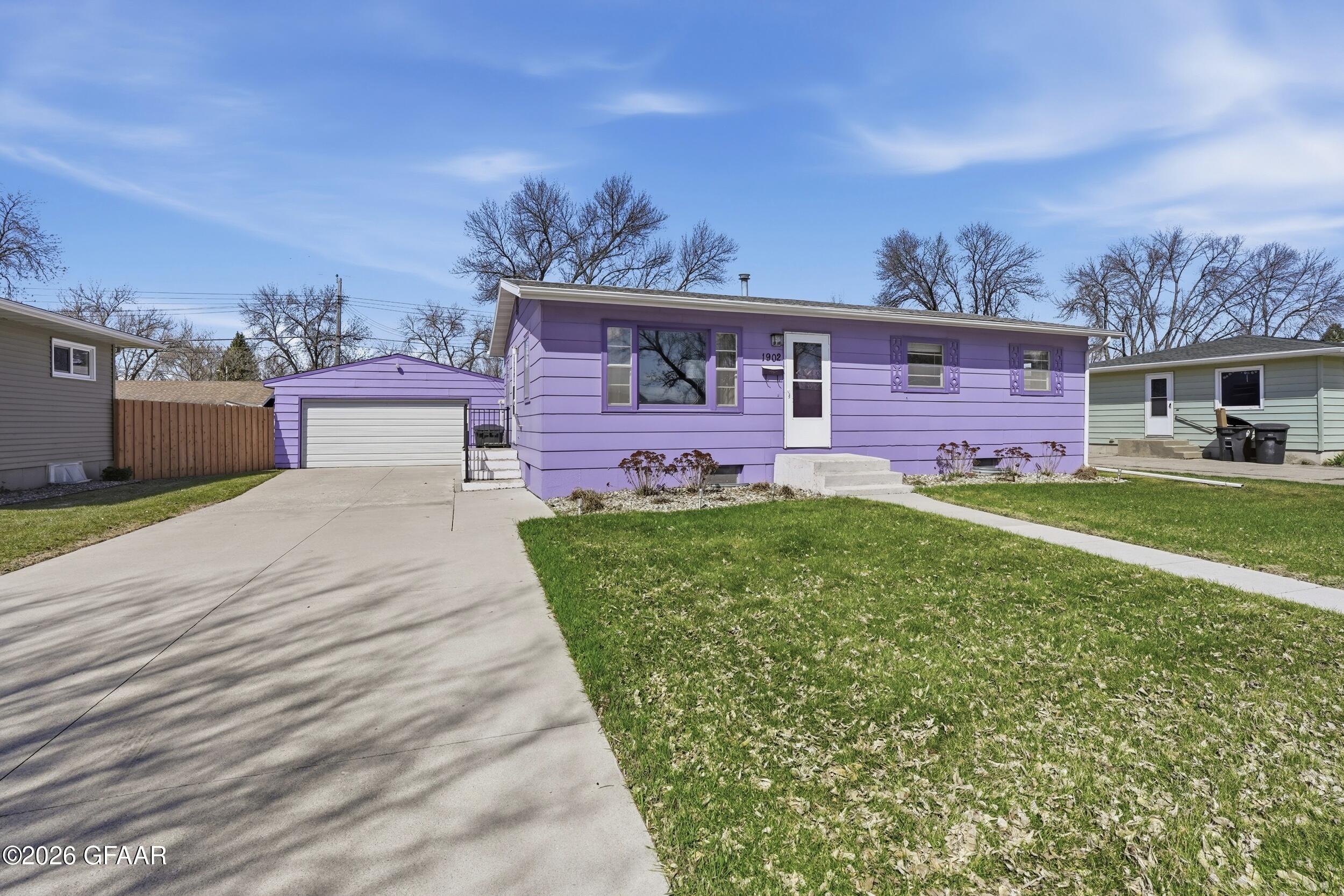 property viewer photo 26