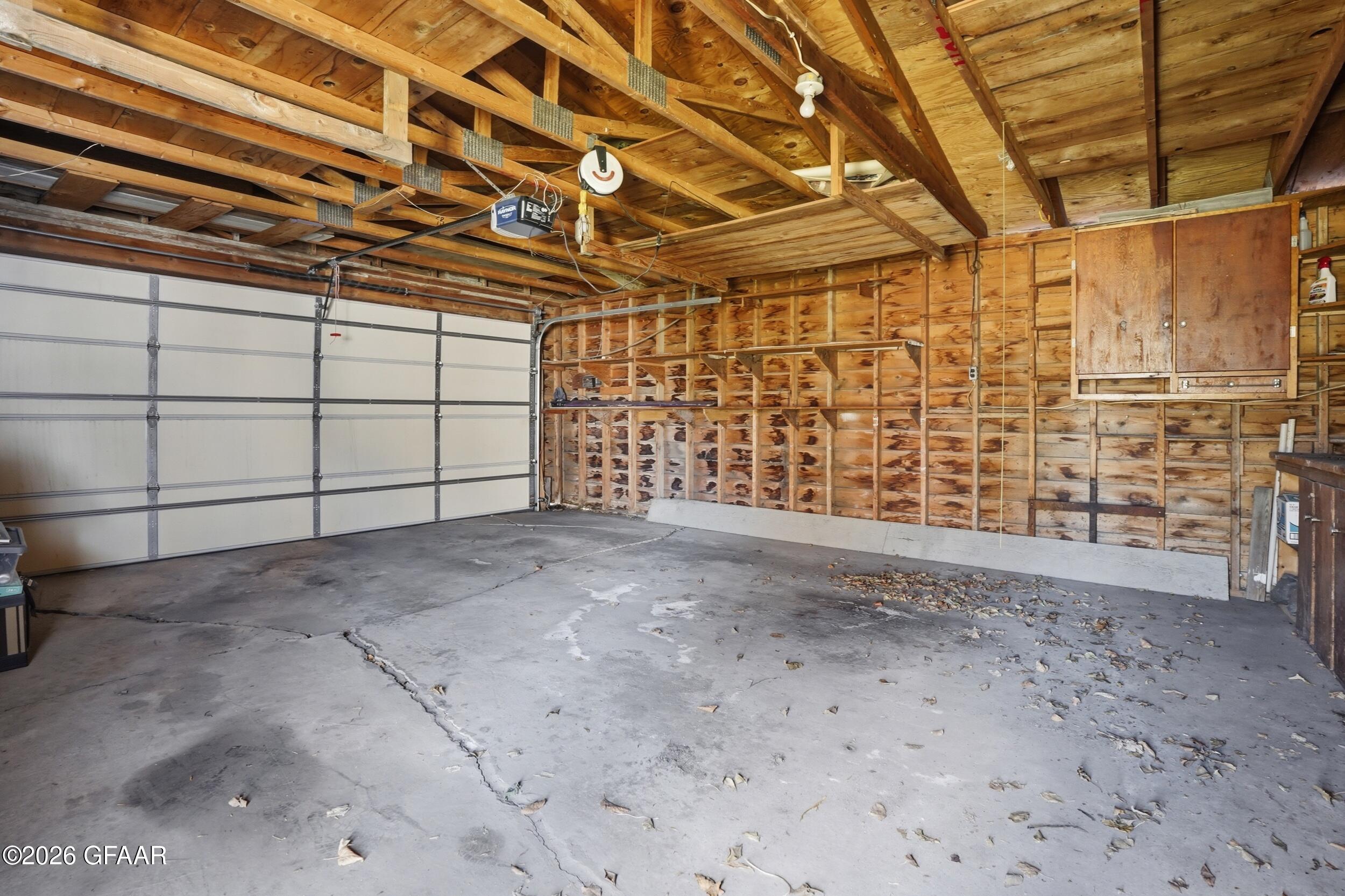 property viewer photo 27