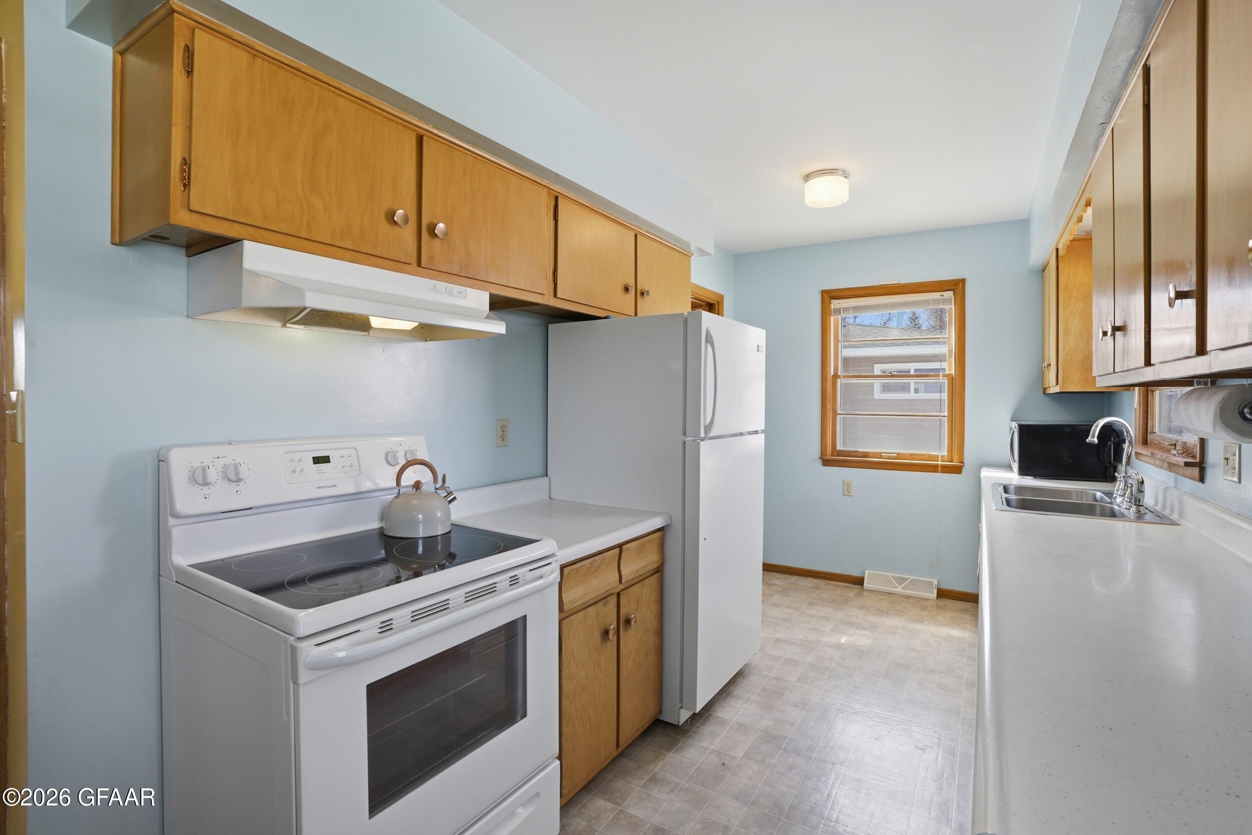 property viewer photo 6